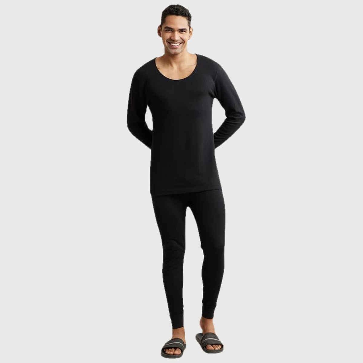 Jockey 2401 Men's Super Combed Cotton Rich Full Sleeve Thermal Undershirt | Black-L