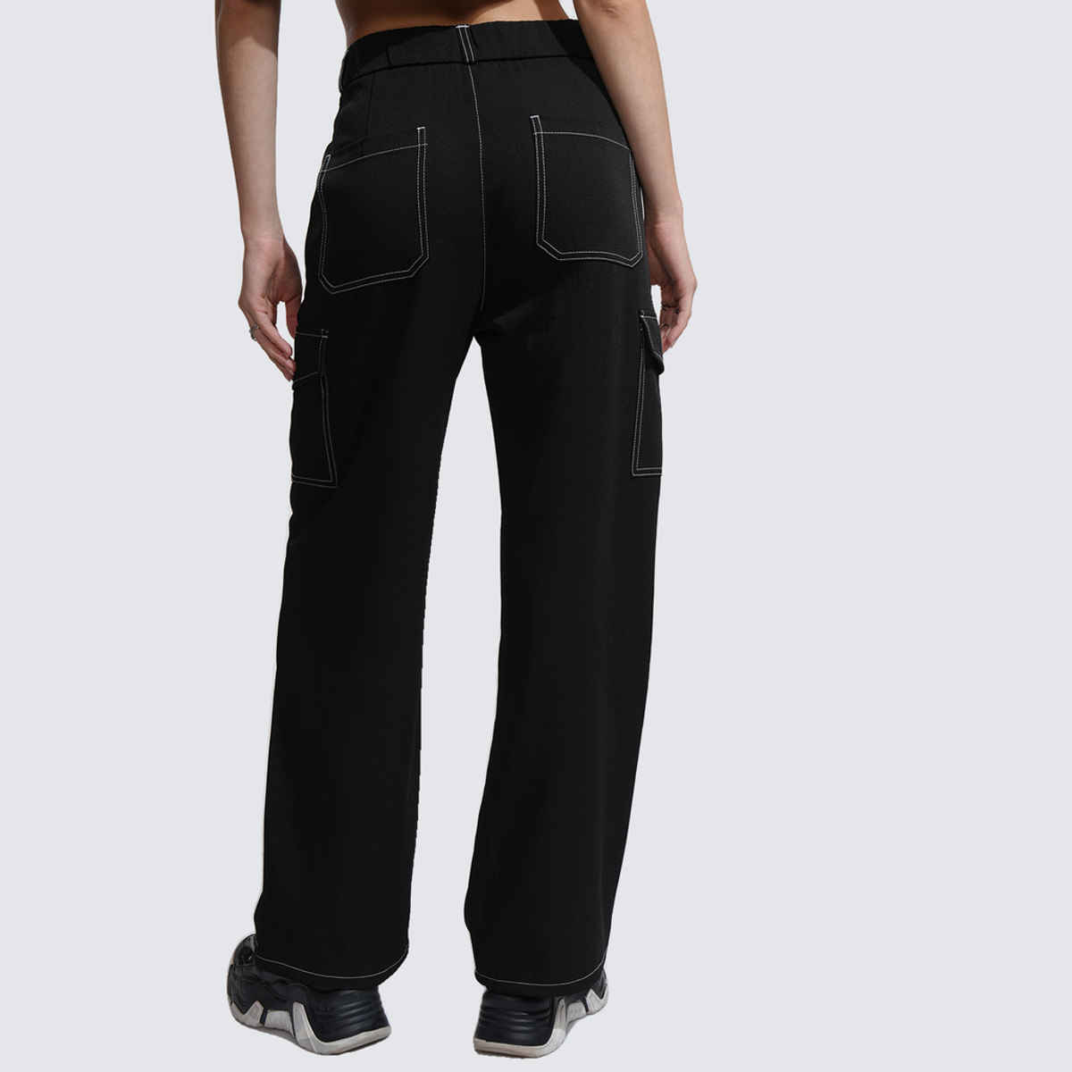 Tokyo Talkies Women's High Rise Straight Fit Cargo Trouser| Black - 32