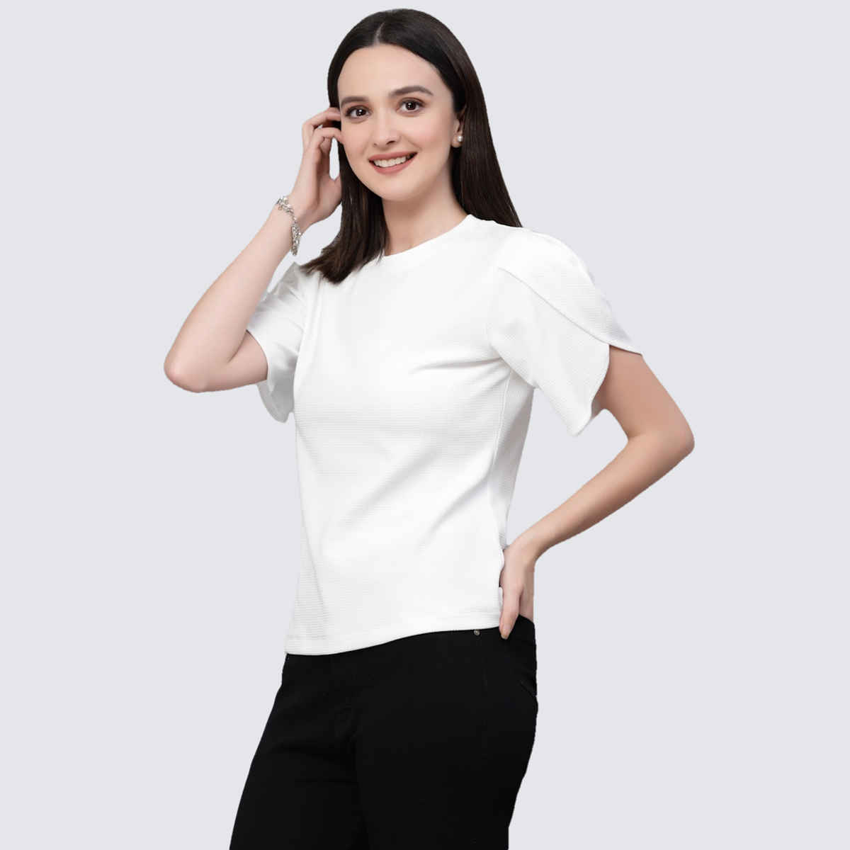Style Quotient Women White Poly Knit Smart Casual Top | L | SS23SQDIVINE - White