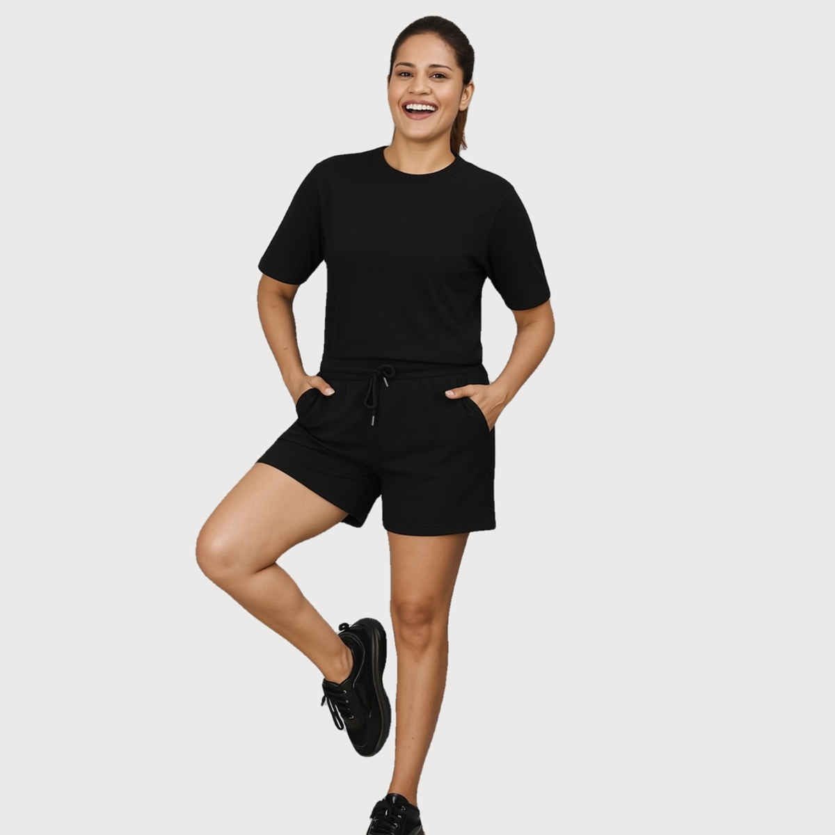 EQL Women's Pure Cotton Shorts | Jet Black - M