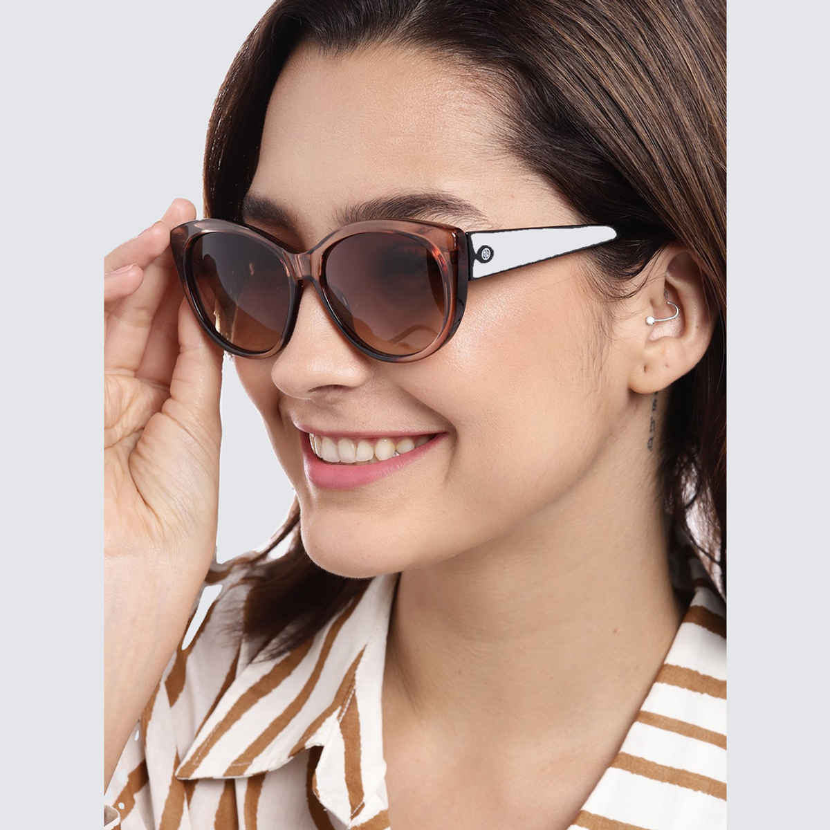 Carlton London Women Rectangle Sunglasses with UV Protected Lens - CLSW175