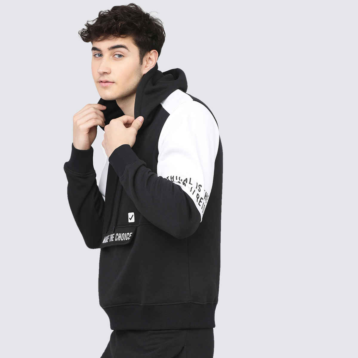 HIGHLANDER Men's Printed Hooded Sweatshirt | Black and White - XL