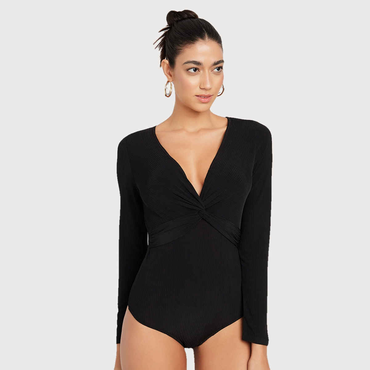 Styli Women's Fitted Bodysuit with V Neck, Knot Detail, Ribbed Fabric and Long Sleeves | Black - M