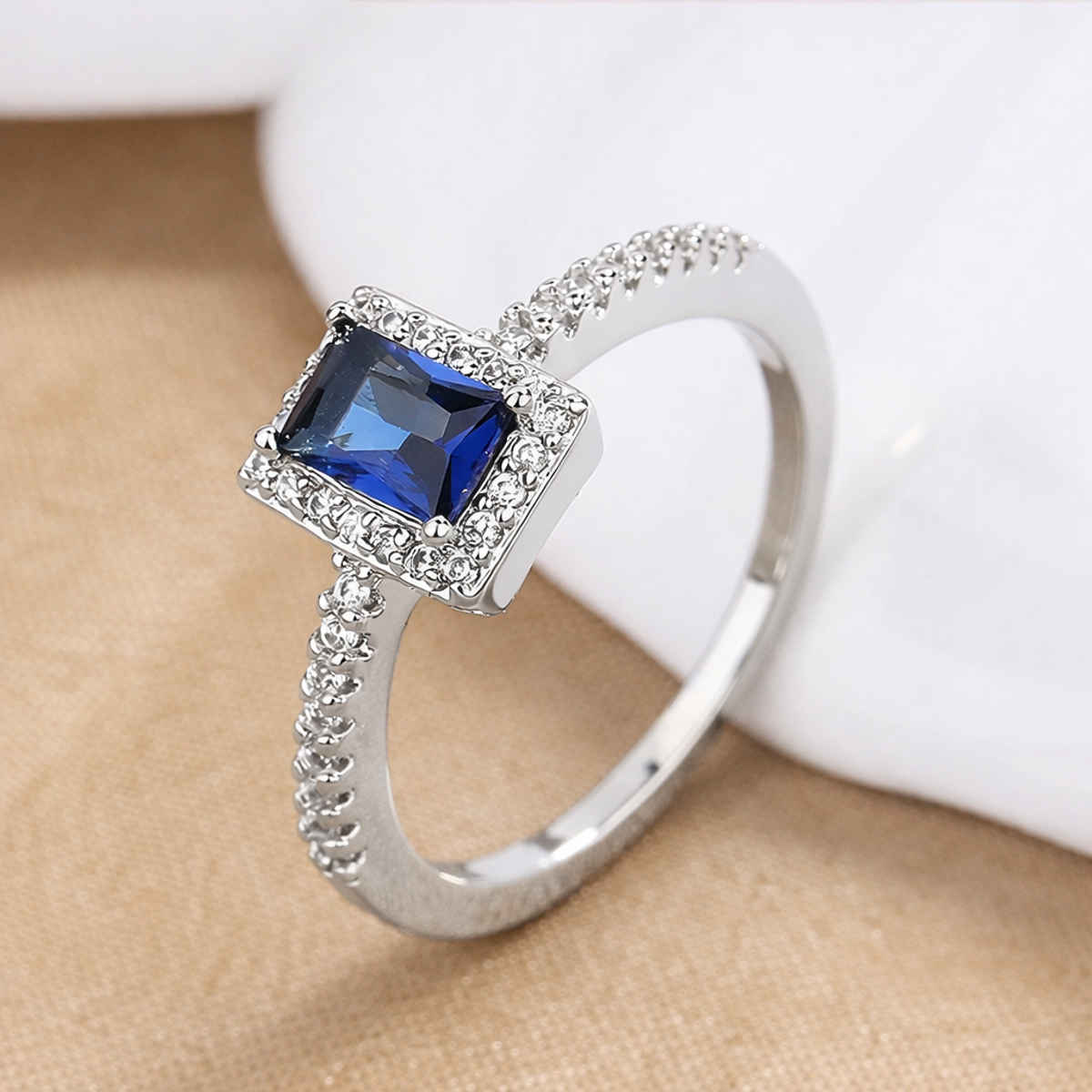 Beautynx Royal Blue Spark Ring | Silver | BNX-RNG-0560