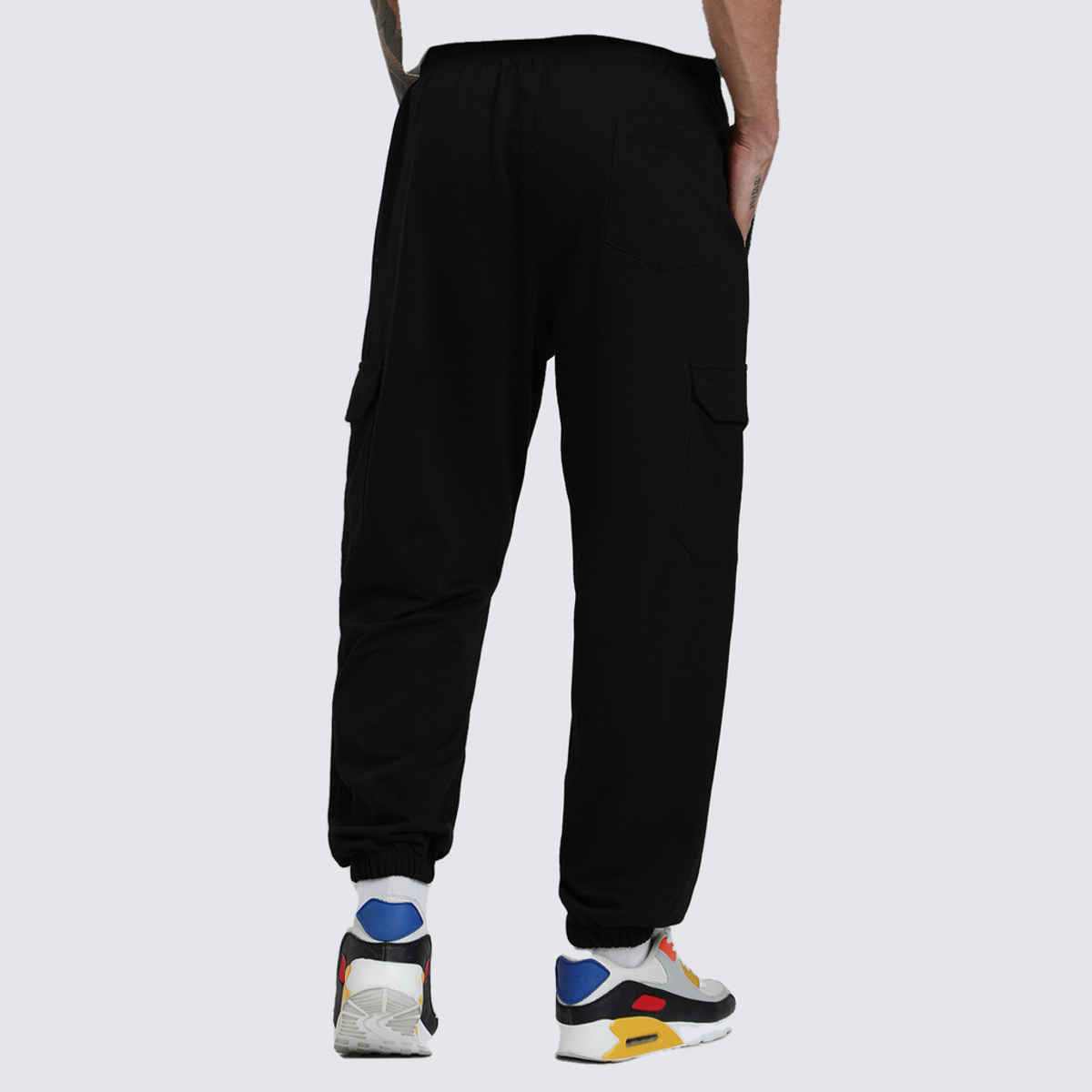 VEIRDO Men's Solid Regular Cargo with Side Pocket | VDMBW0300002 | Black - M