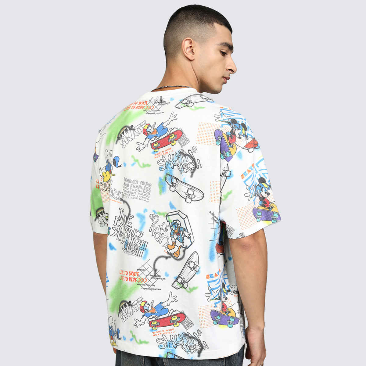 Highlander Disney Mickey Mouse Men's Oversized Drop Shoulder T-shirt | White & Multicolour - XS
