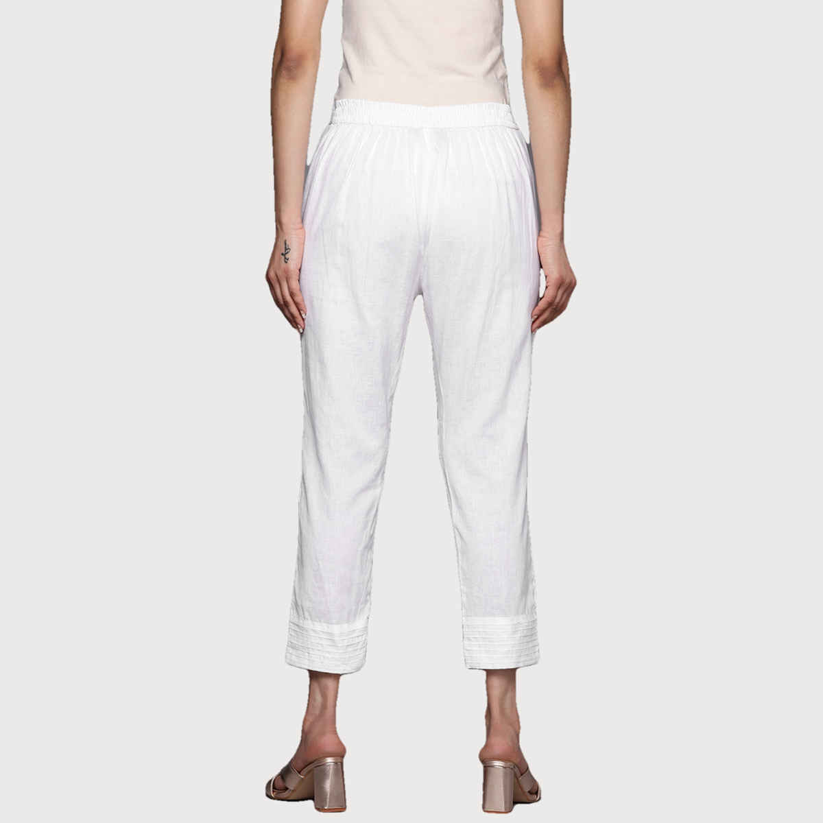 Libas Women White Cotton Solid Trousers With Both Side Pockets - Pl1404M