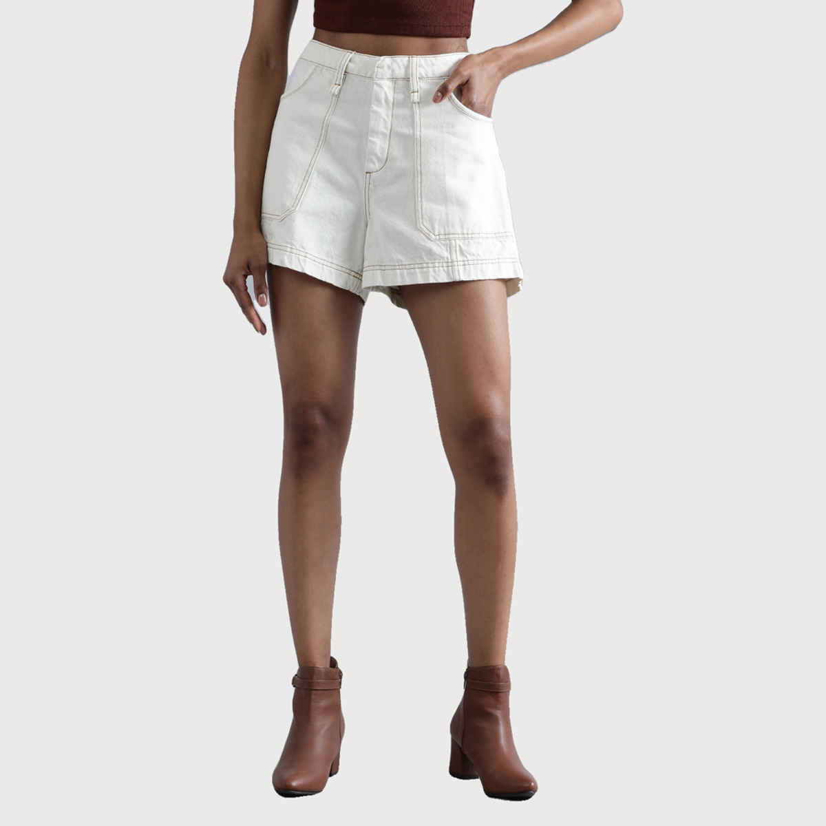 Bene Kleed Women's Regular Denim Shorts | Off White - 32