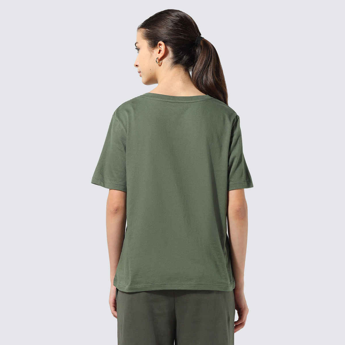 USPA Boxy Fit Solid Lounge V - Neck Tshirt For Women - M