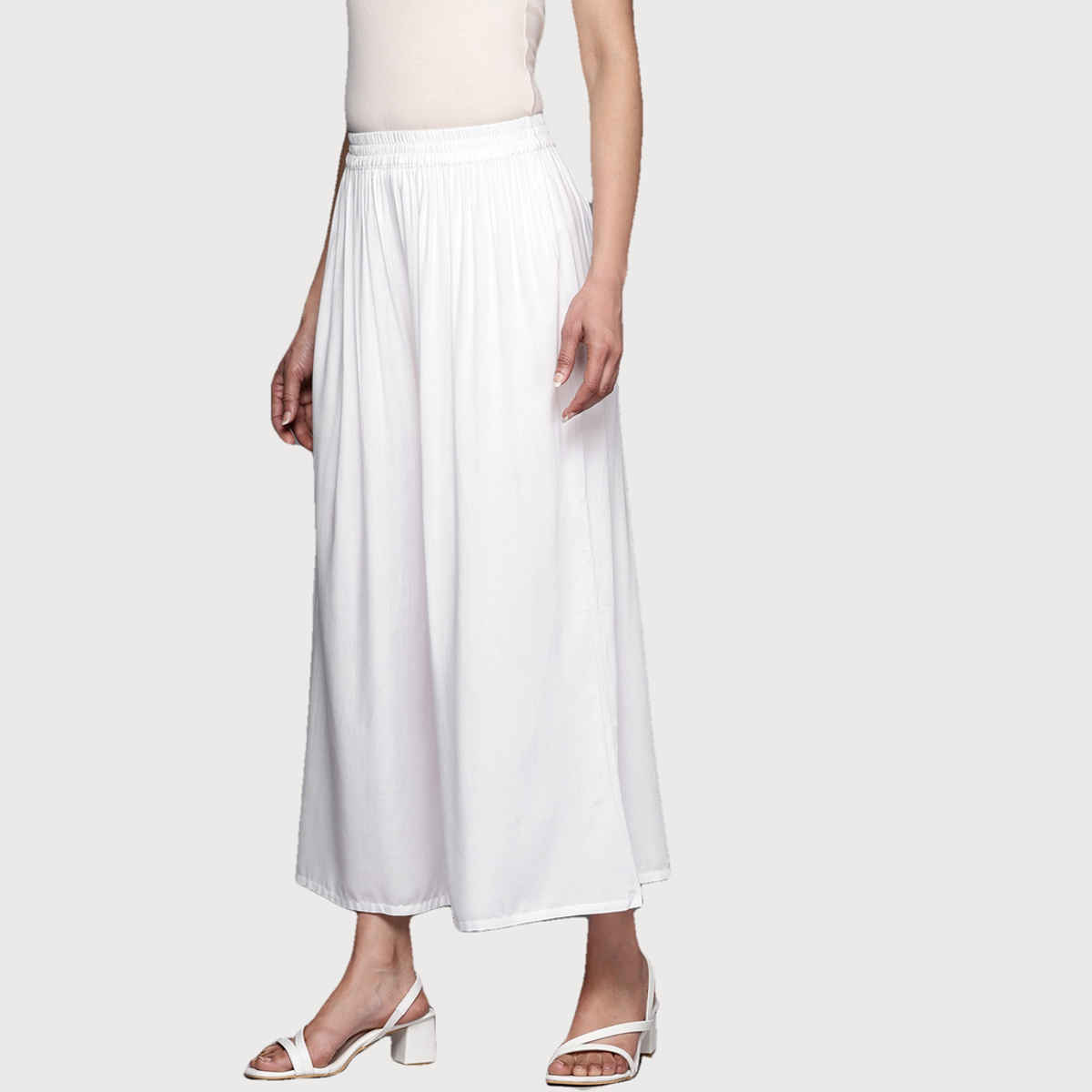 Libas Women White Soild Palazzos - Pl1452S