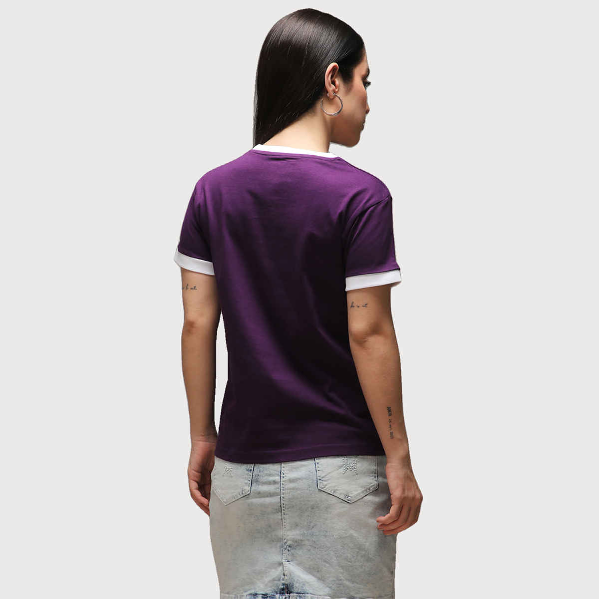 Dillinger Women's Short Sleeve Regular Fit Crew Neck Varsity Embroidery T-shirt | Purple - L