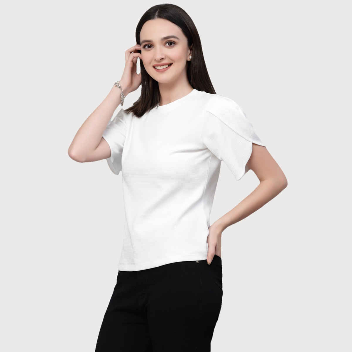 Style Quotient Women White Poly Knit Smart Casual Top | L | SS23SQDIVINE - White