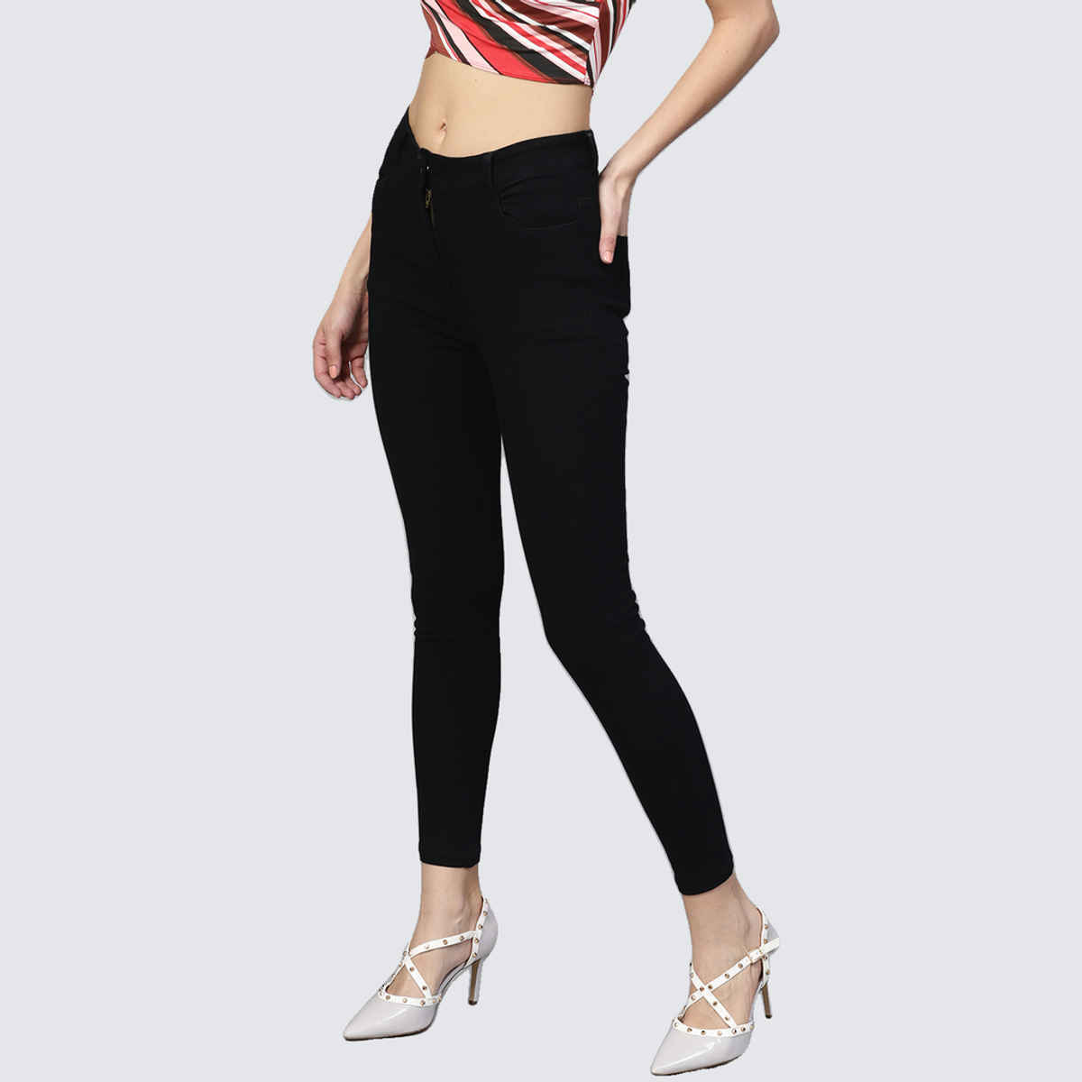 SASSAFRAS Women's Cropped Jeans - 34