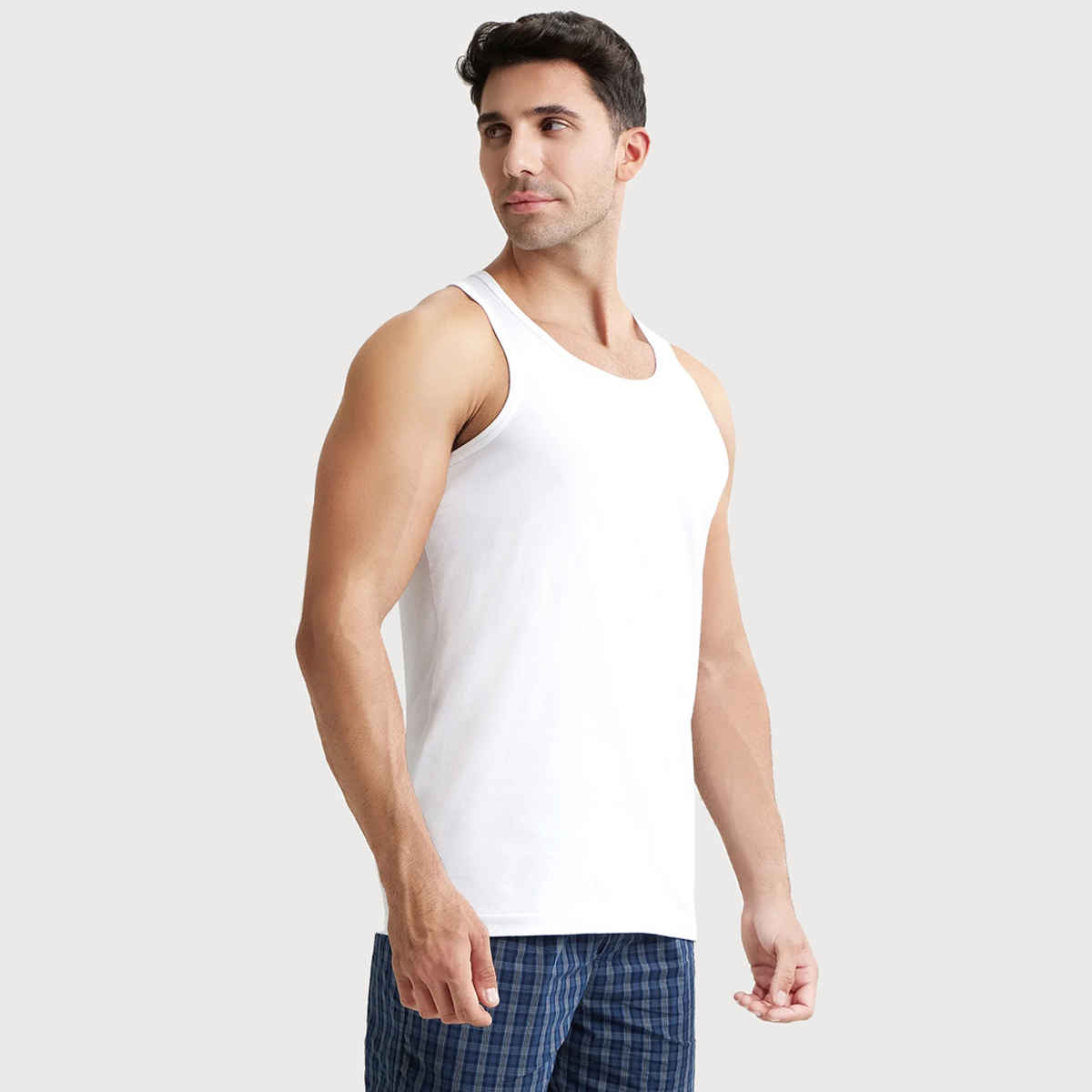 Jockey 8820 Men's Super Combed Cotton Round Neck Vest|Extended Length|Easy Tuck|PO3 | White-XXL