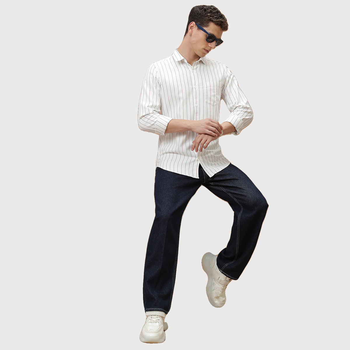 HIGHLANDER Men's Striped Slim Fit Opaque Cotton Casual Shirt | White, Blue and Red - S