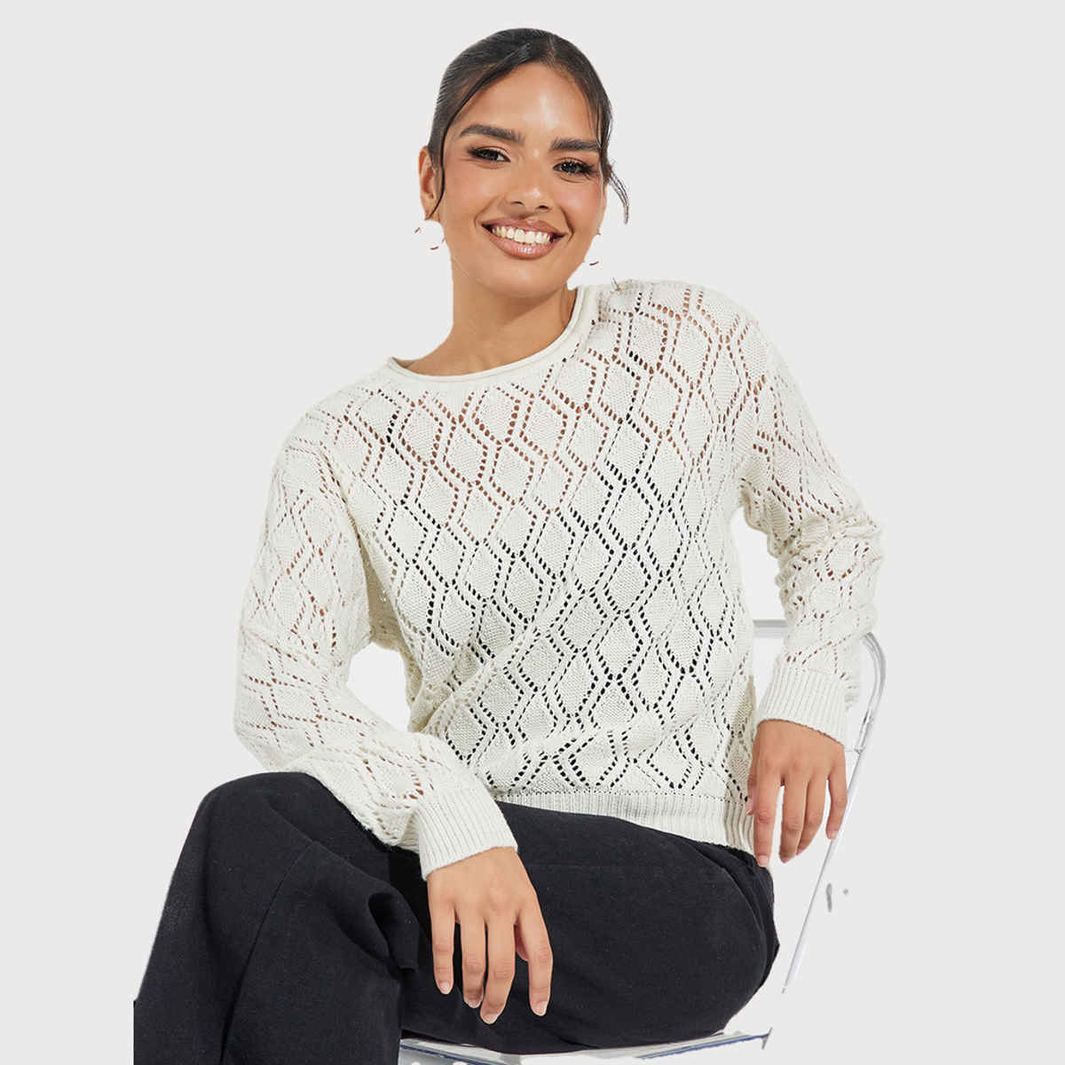 Styli Women's Regular Length Regular Fit Textured Pattern Sweater | Off White - XL
