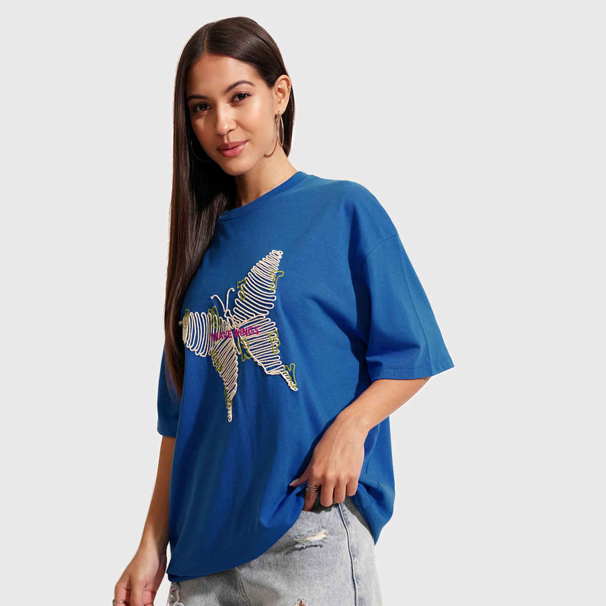 Tokyo Talkies Women's Chest Embroidered T-shirt | Blue - L