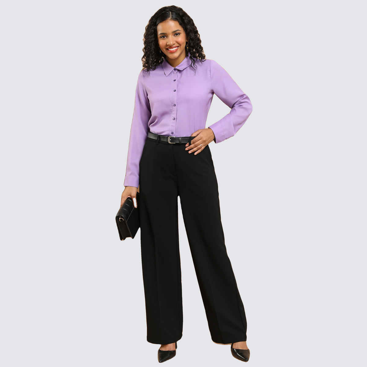 Tokyo Talkies Women's Flared Parallel Trouser | Black - 30