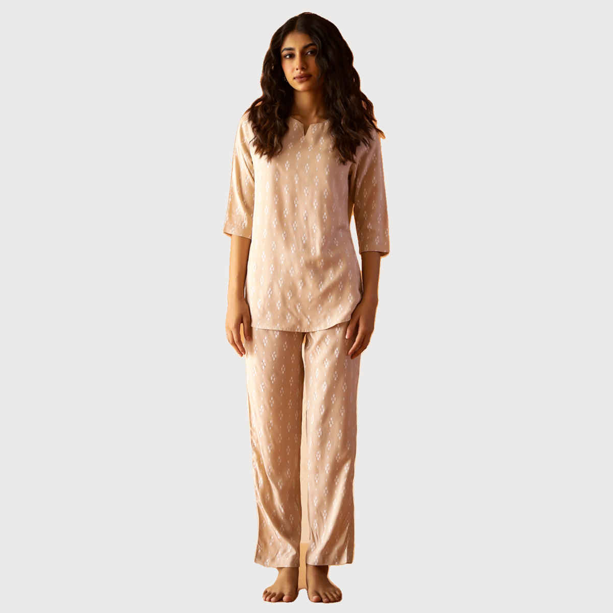 Sanskrutihomes Women's Viscose Rayon Night suits | SE-NSP-882 | Cream - M