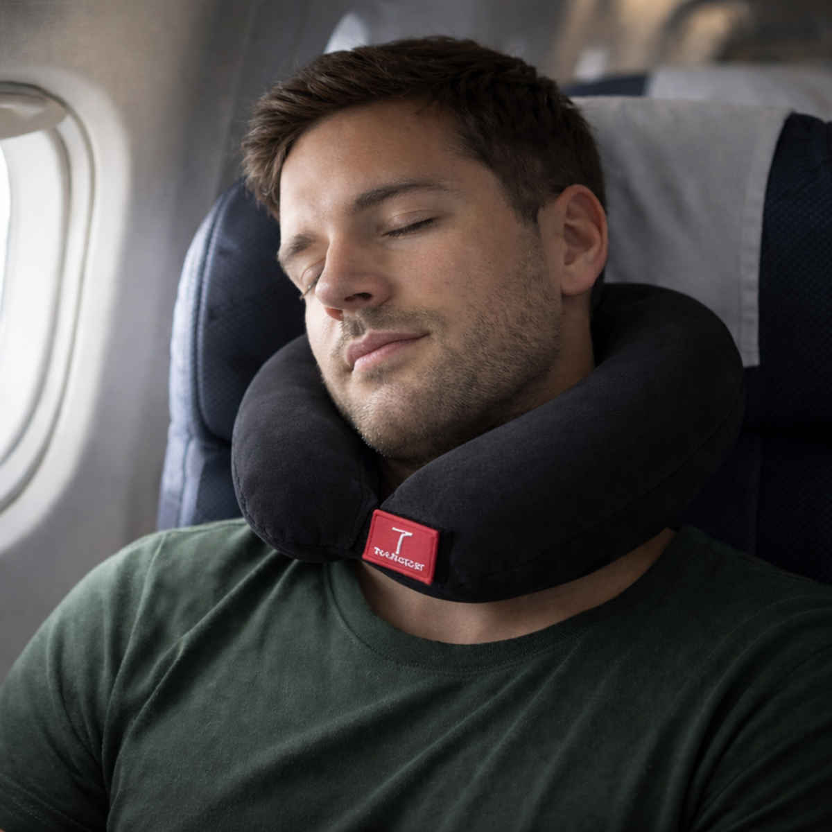 Trajectory Unisex Solid Polyester Neck Pillow | Black - One Size