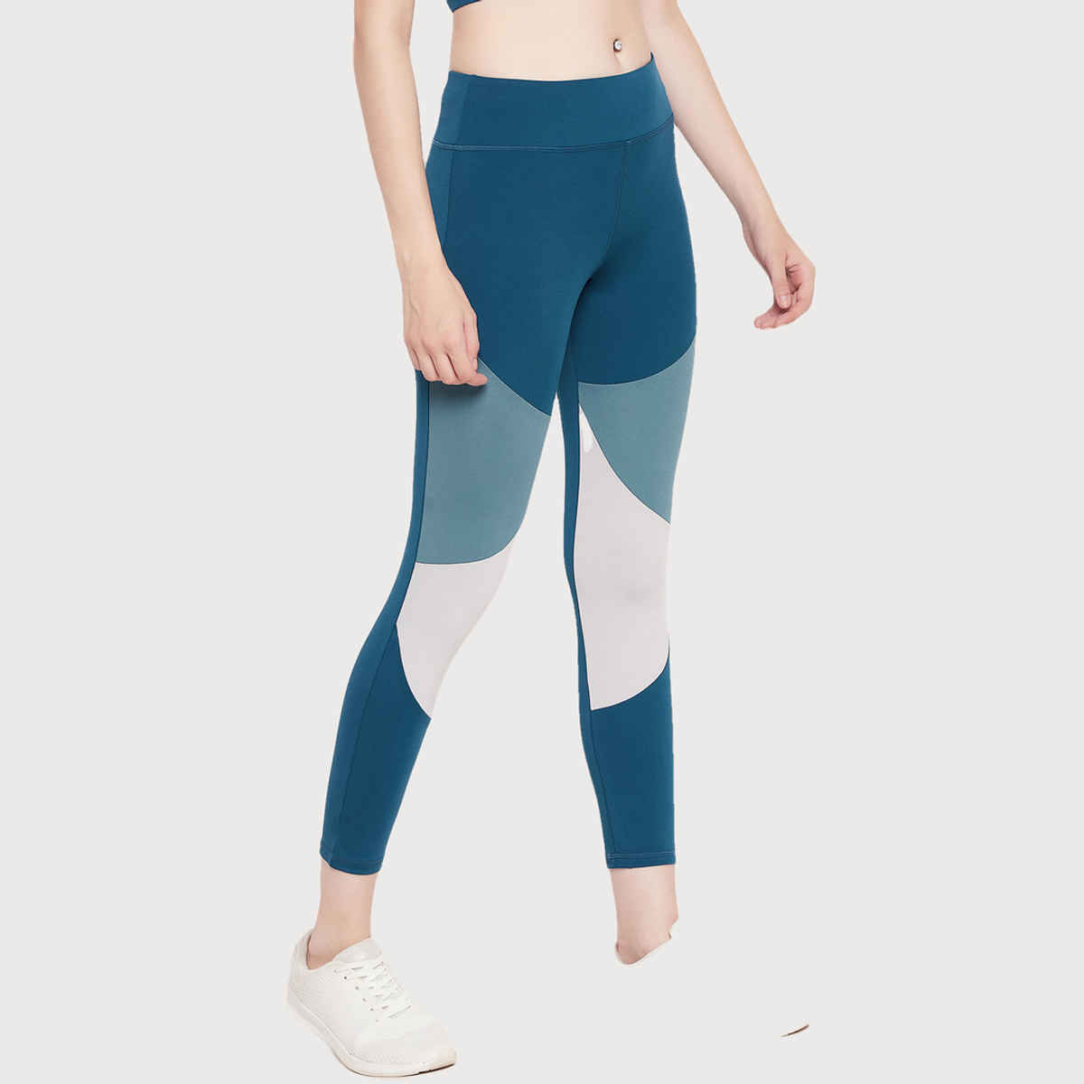 Clovia Snug Fit High-Rise Colourblocked Active Tights (Teal - S)