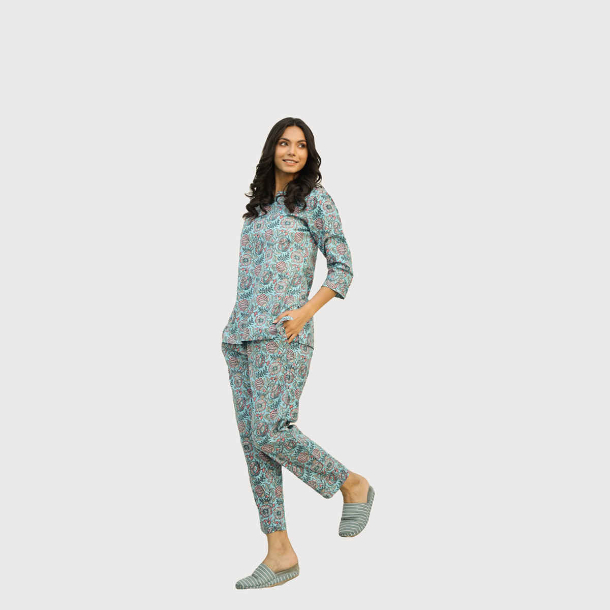 Sanskrutihomes Women's Printed Pure Cotton Night Suit | Turquoise Blue - XL
