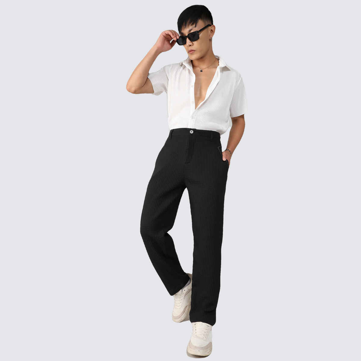 Campus Sutra Men's Onyx Textured Graph Check Trousers | Black - 30