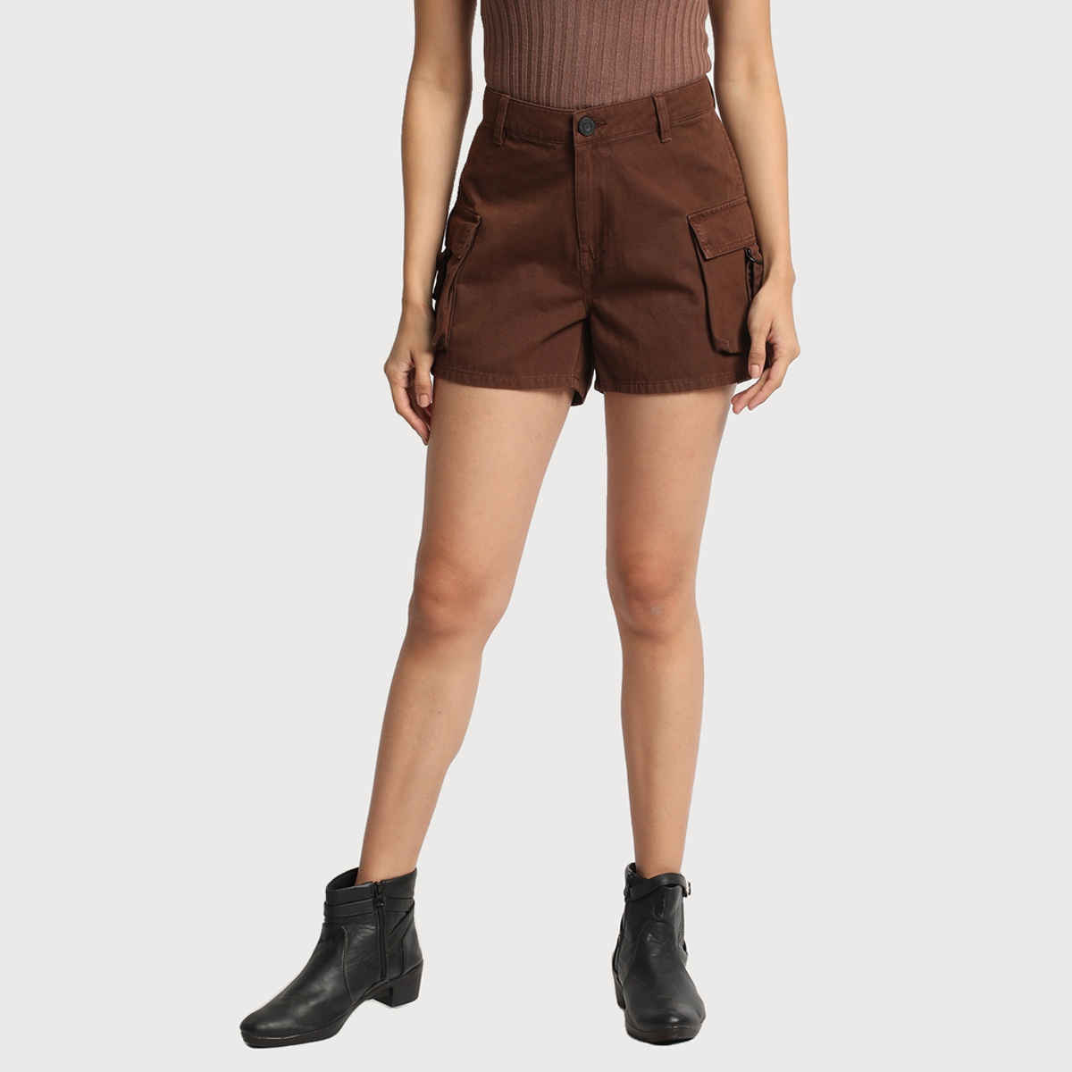 Bene Kleed Women's Regular Cargo Shorts | Chocolate Brown - 30