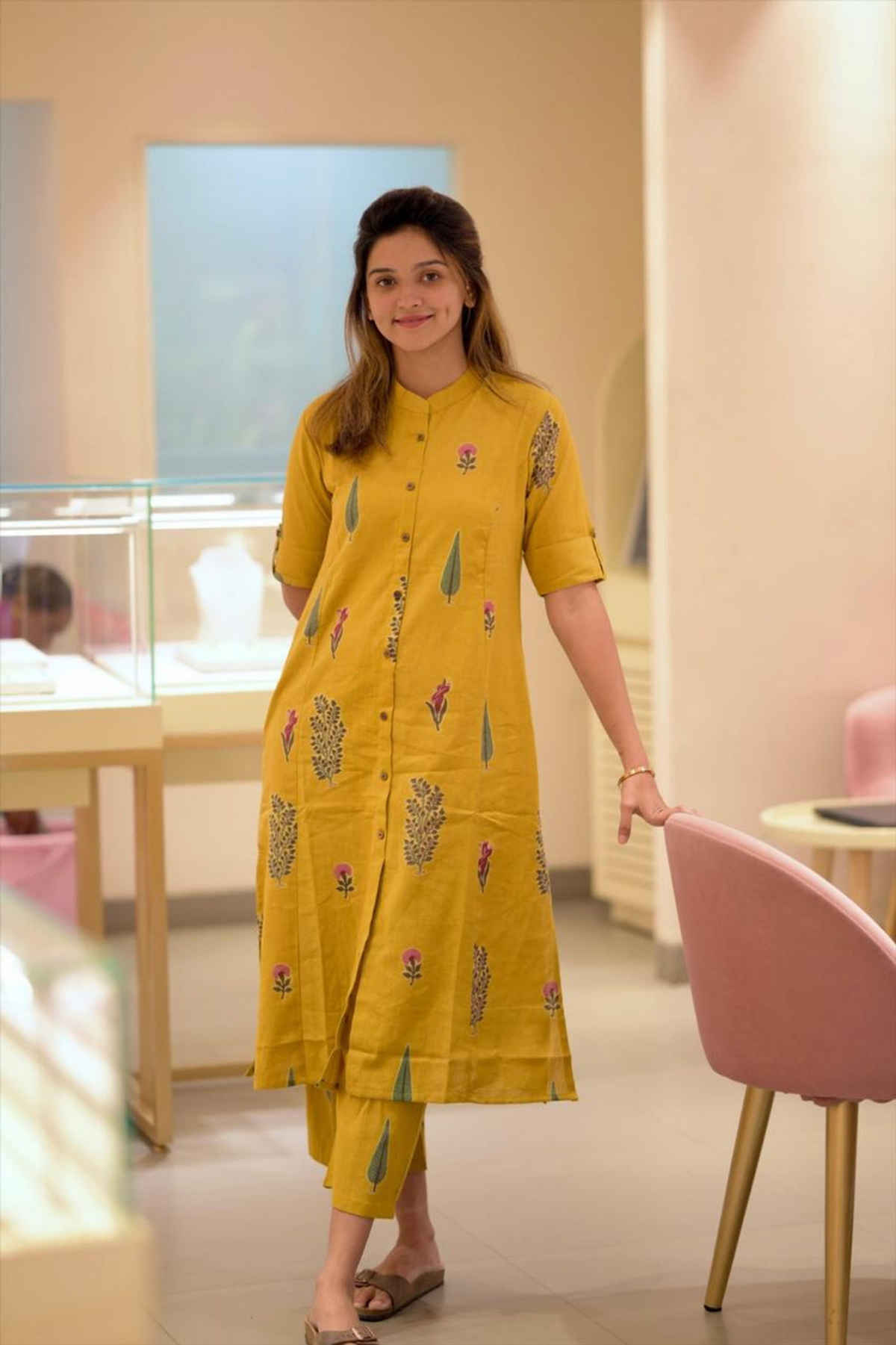 GoSriKi Women's Rayon Blend Straight Printed Kurta with Pant | BARKAT | Yellow - XL