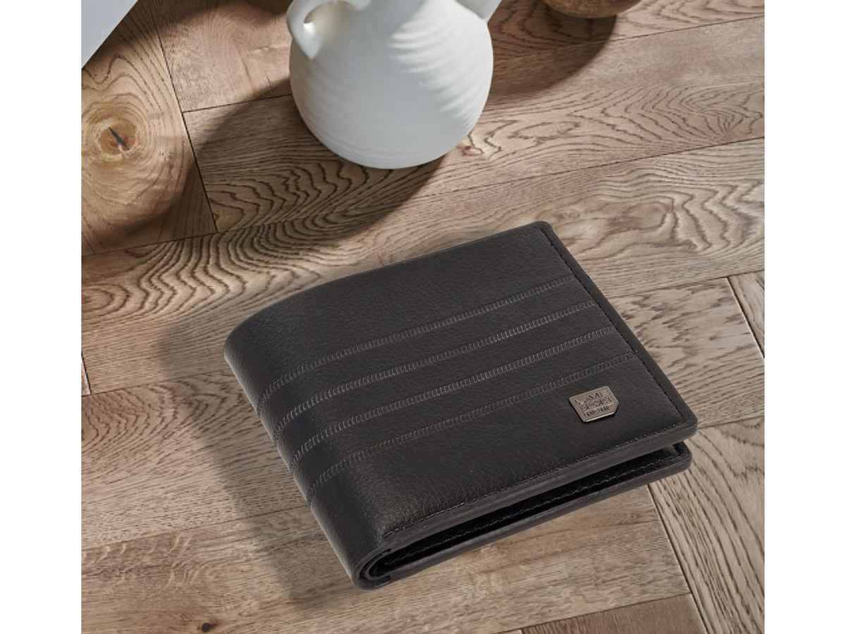 Lavie Sport Men's Alfred Z Black Wallet | 4 Card Slot