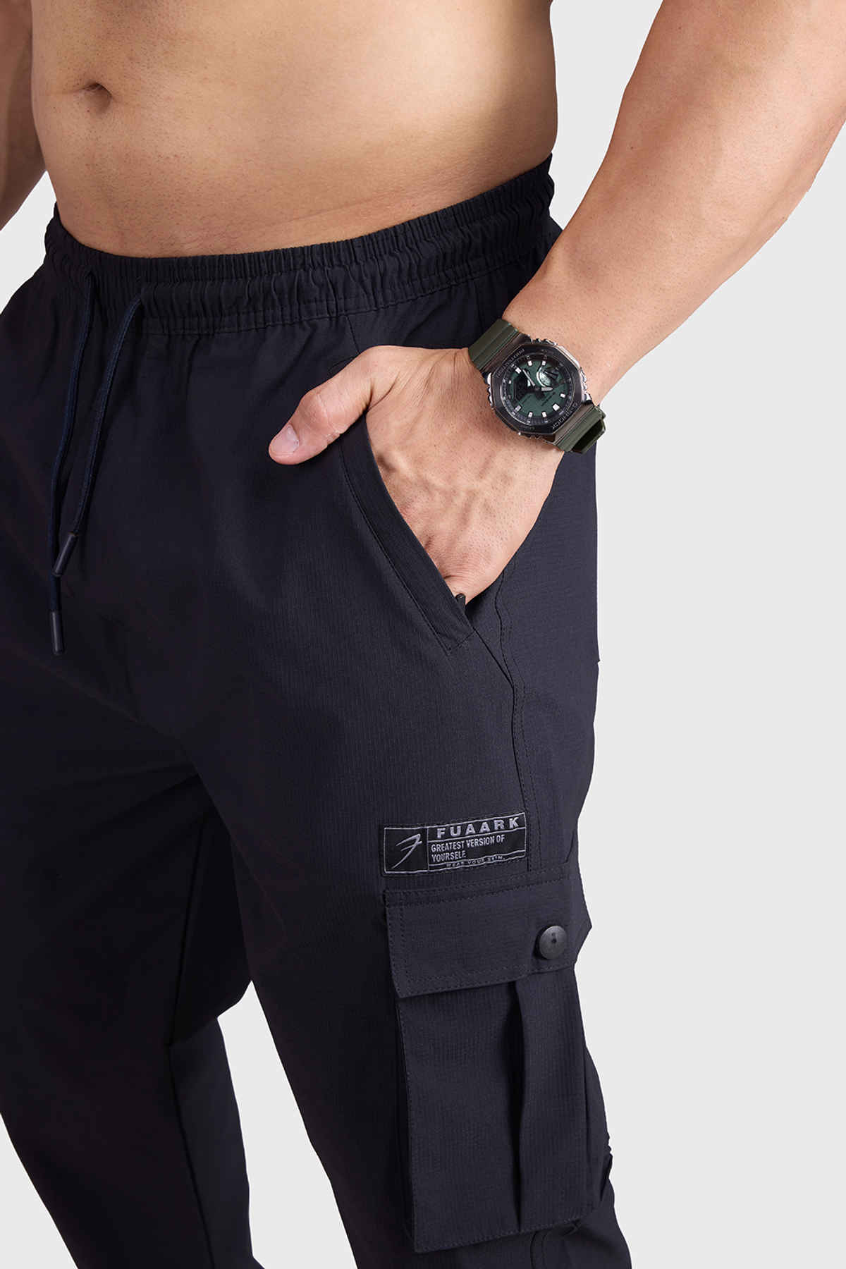 FUAARK Men's Script Regular Fit Sports & Gym Cargo Joggers | Black - L