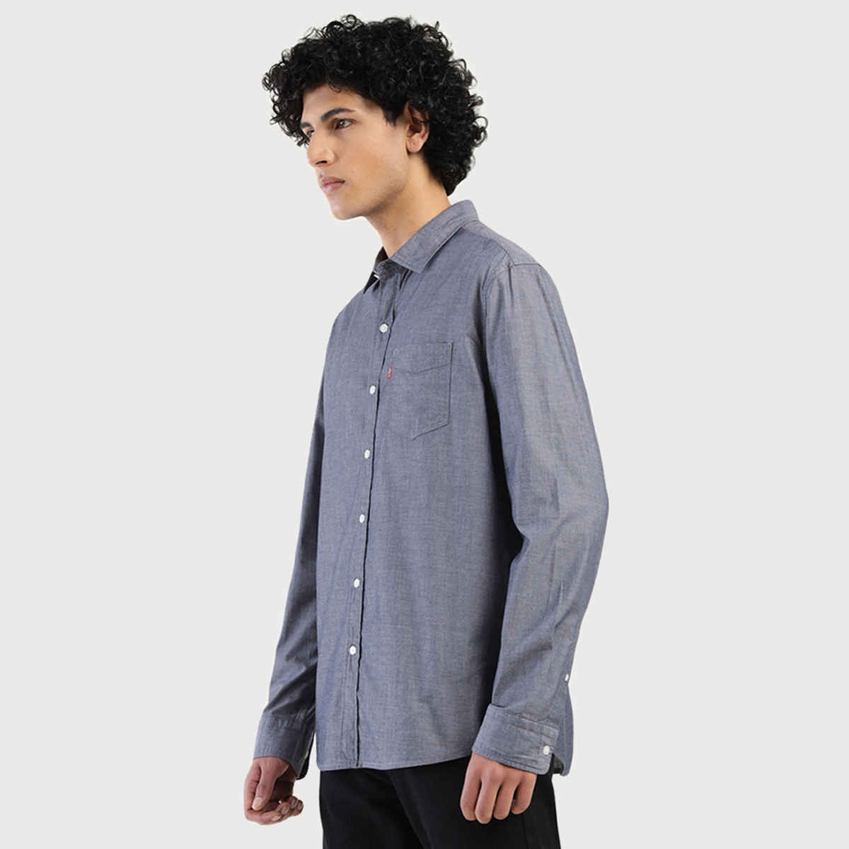 Levi's Men's 100% BCI Cotton Chambray Shirt | Light Grey - M