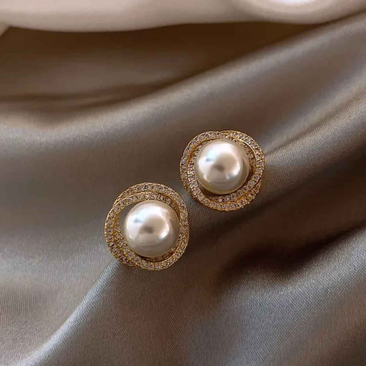 Estailo Fashion Gift Box Pearl Earrings, Necklace & Perfume | Women's Day