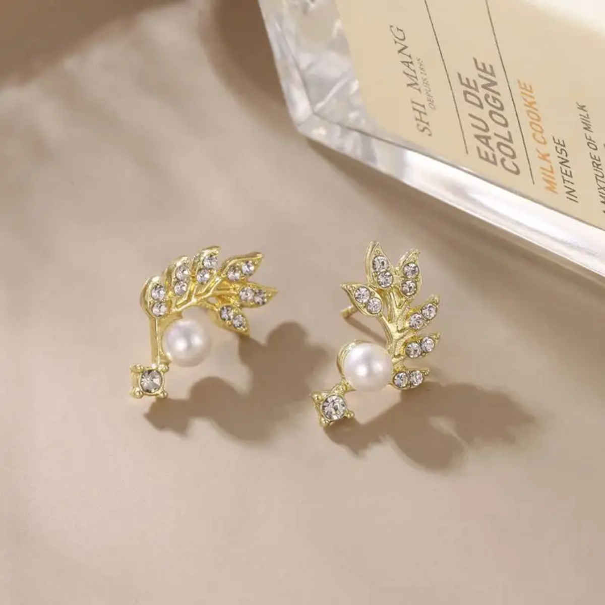 Estailo Fashion Pearlfect Minimal Earrings for Women | Stylish Lightweight Statement Jewellery | E0001502