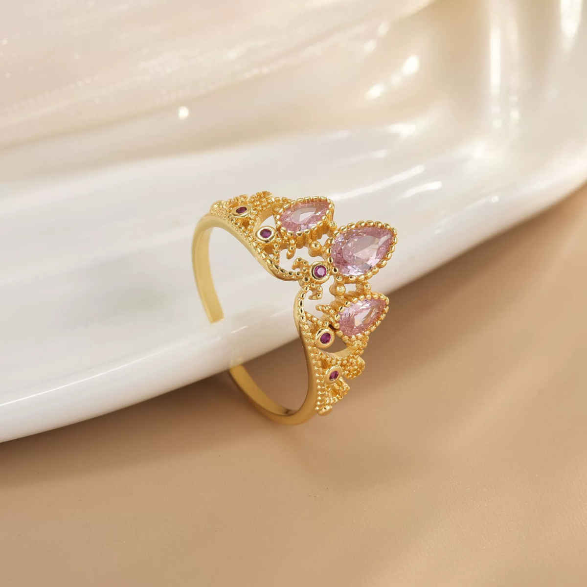 Beautynx Pink Crown Royale Ring | Pink | BNX-RNG-0041