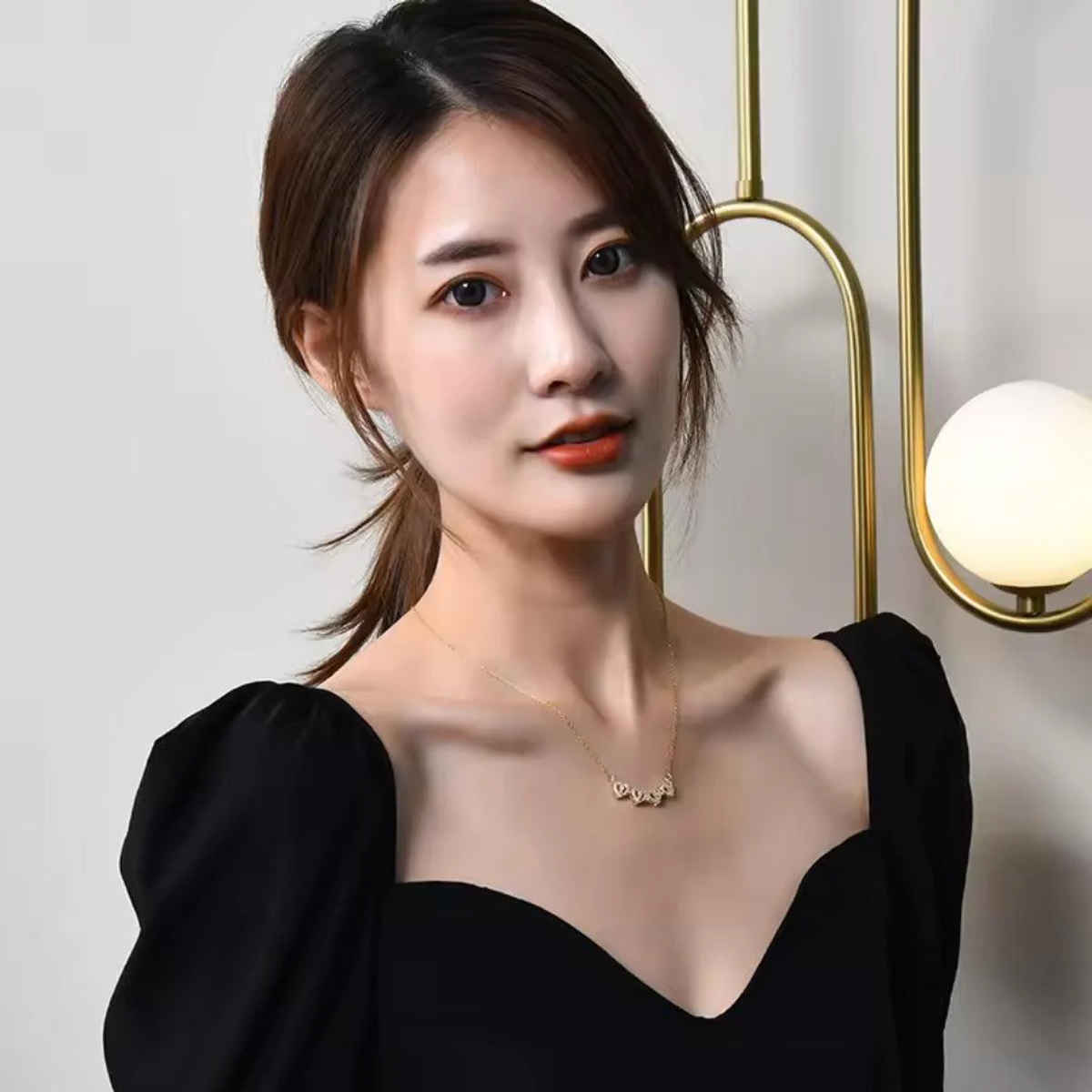 Beautynx 2-in-1 Magnetic Four-Leaf Clover Necklace | Gold | BNX-NK-0040