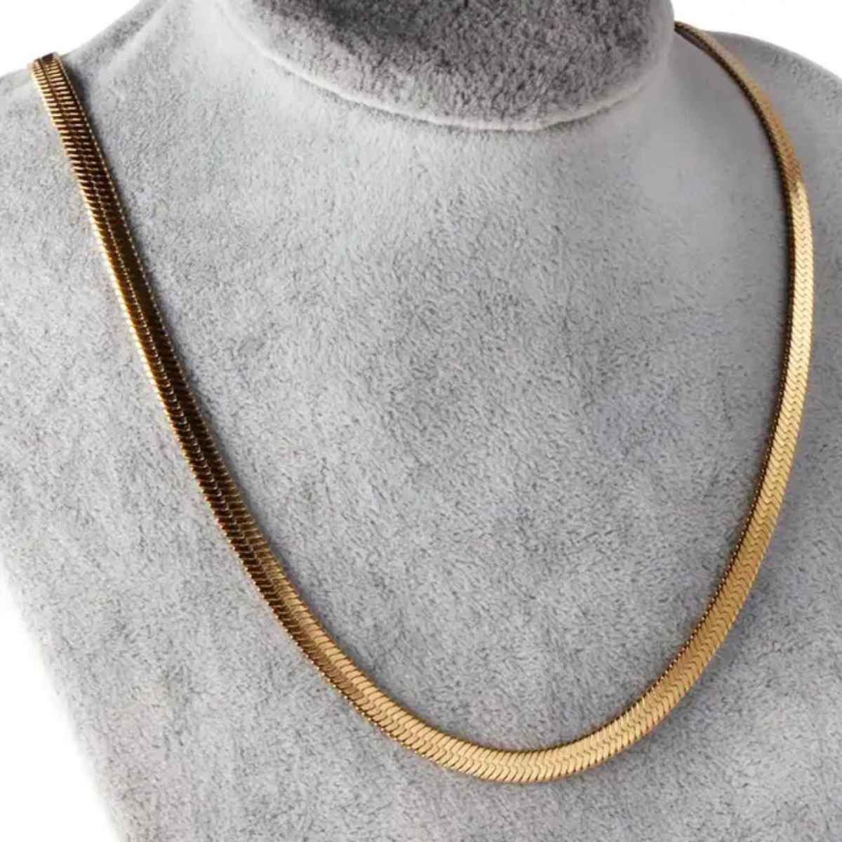 Estailo Fashion Blind Date Statement Necklace | N0000379 | Gold