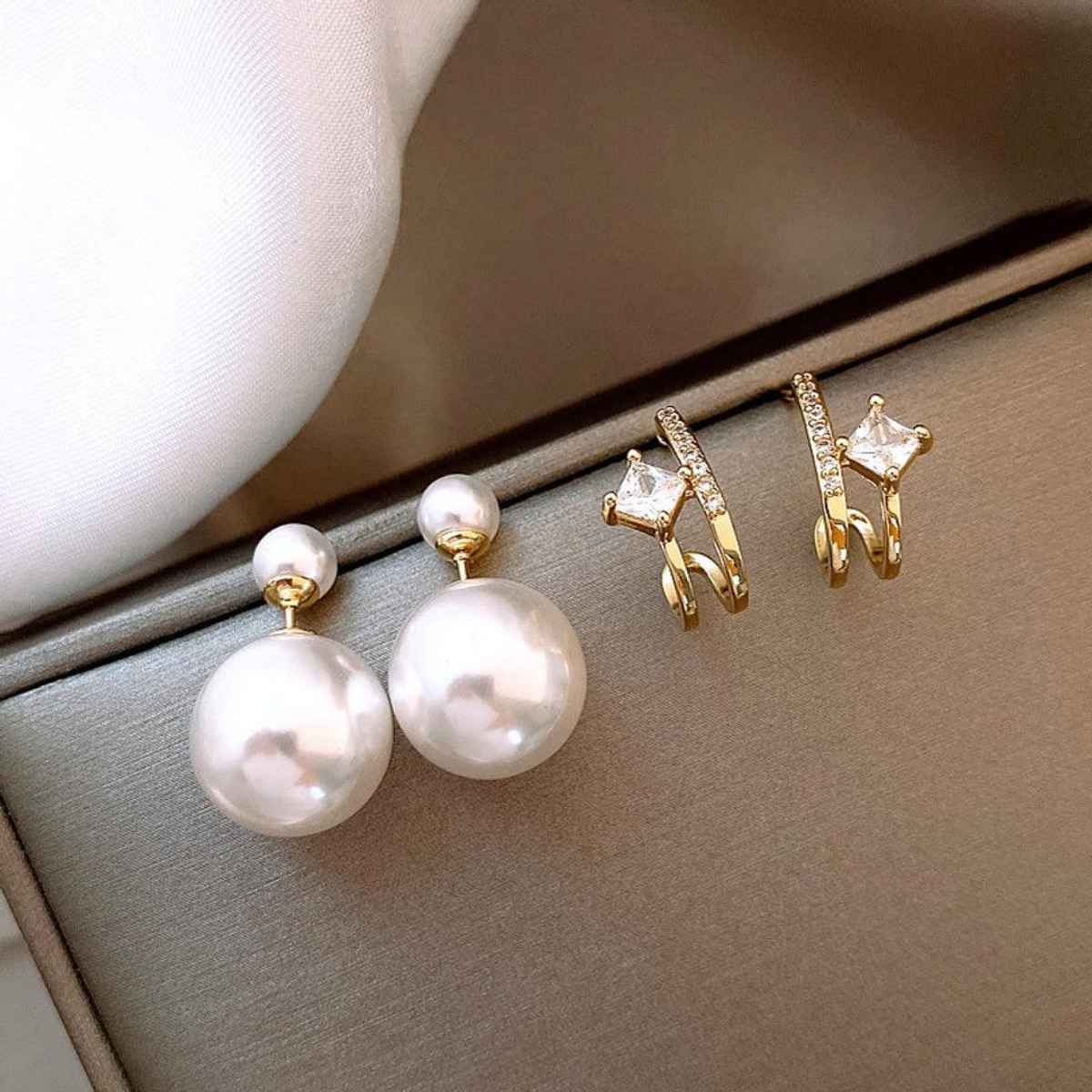 Estailo Fashion A Pearl Of Wisdom Earrings | E0001180 | Off White