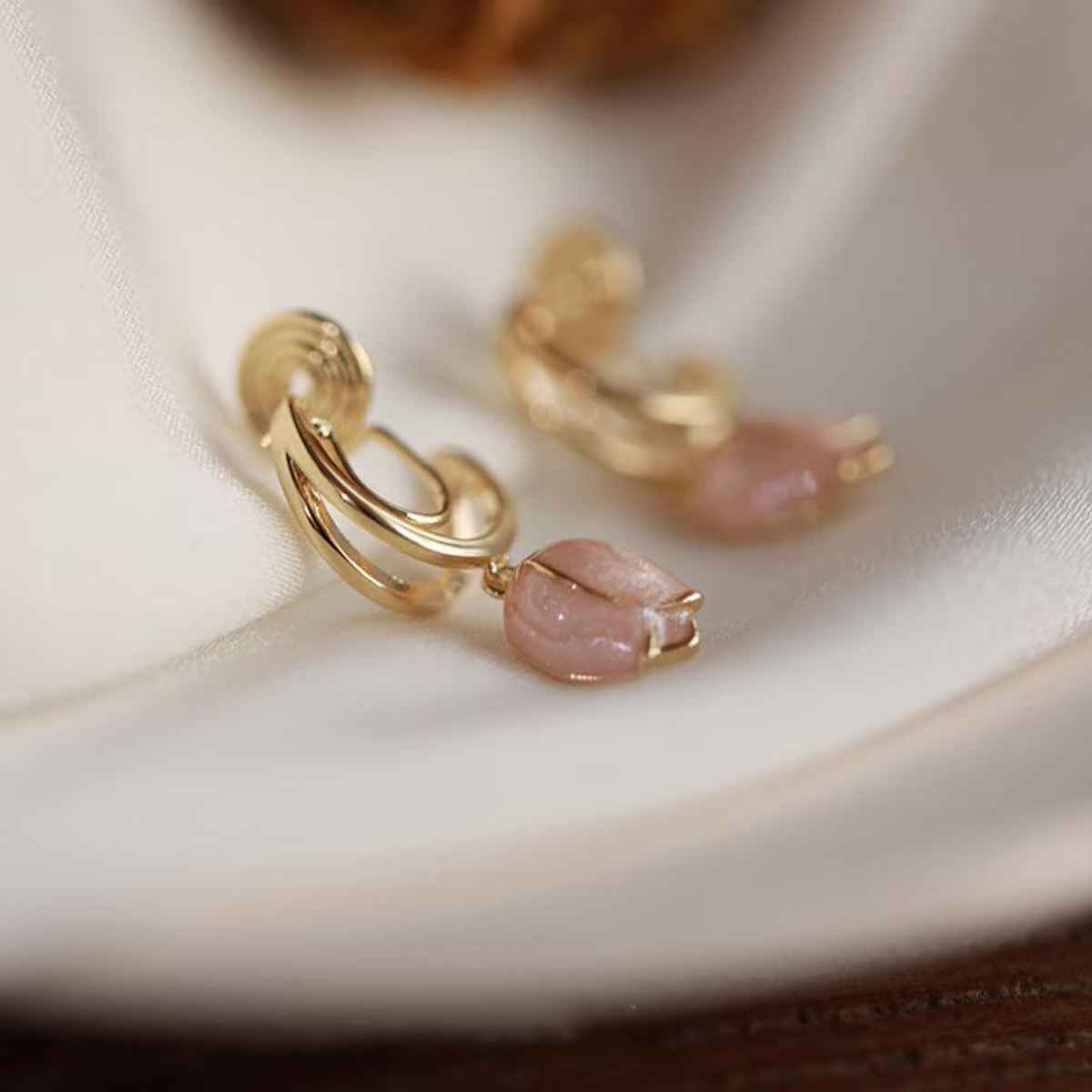 Estailo Fashion As Fresh As Daisy Earrings for Women | Stylish Lightweight Statement Jewellery | E0001001