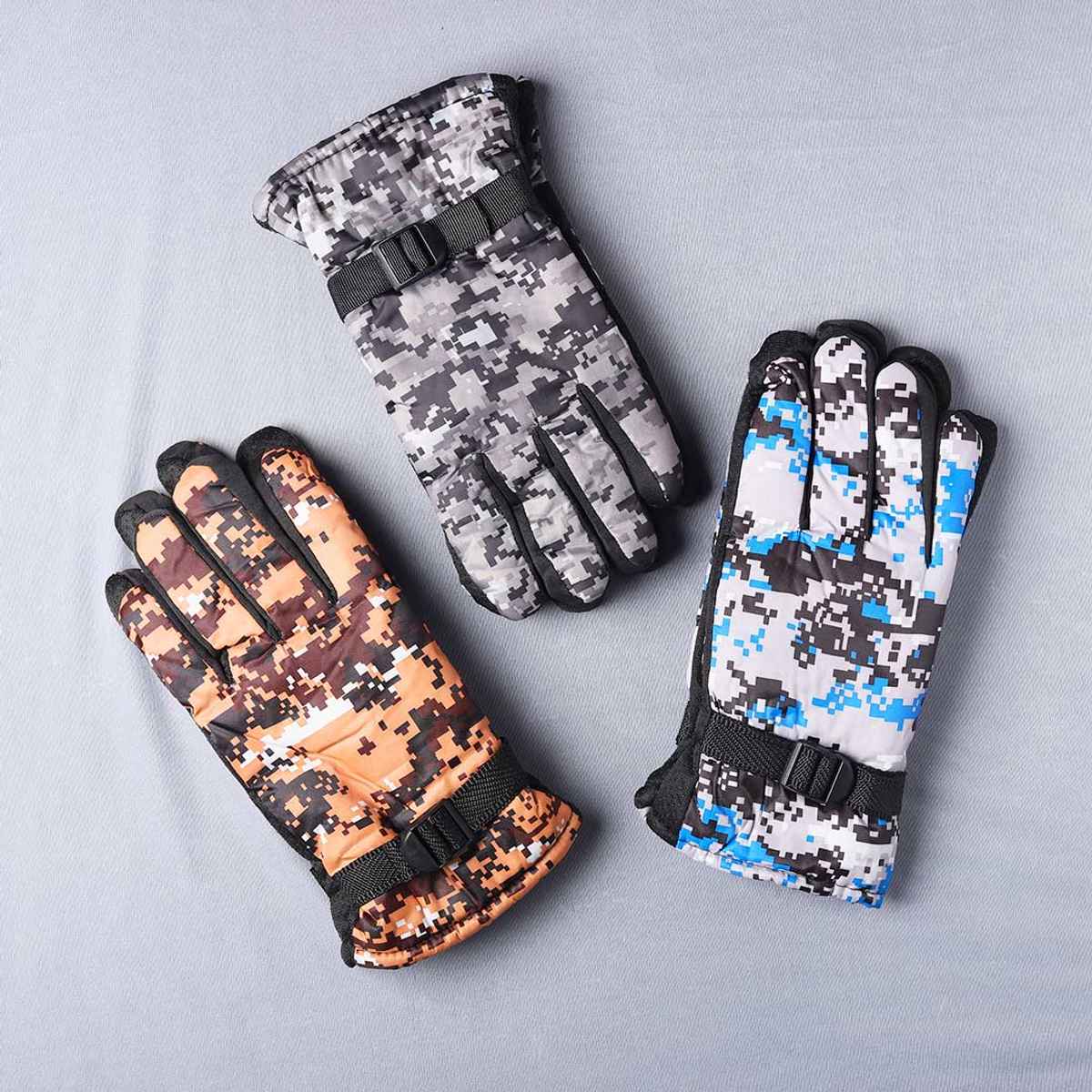 Englo Men's Camouflage Nylon Winter Gloves | Multicolour - Free Size