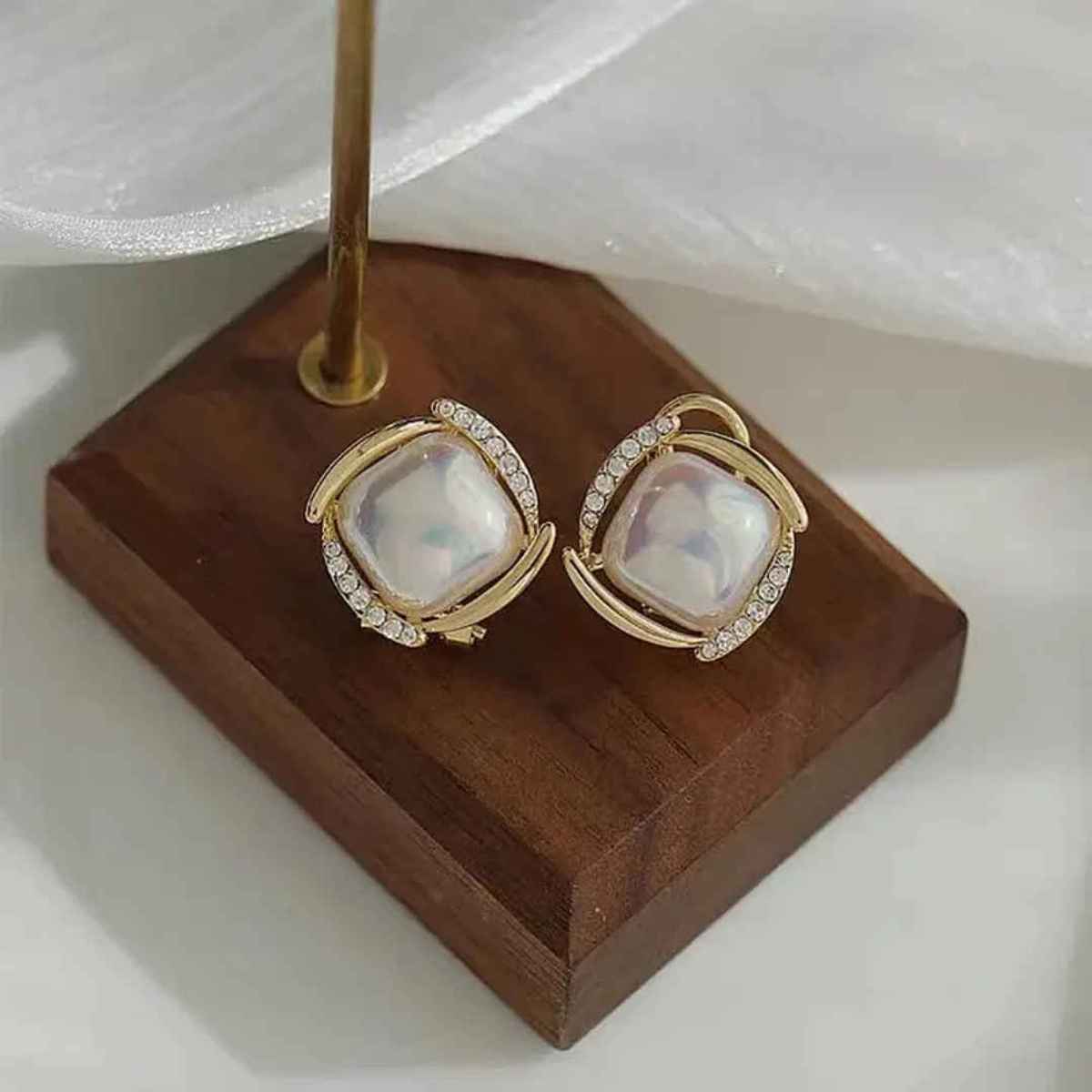 Estailo Fashion Women's Jewellery Earrings Gold | One Size