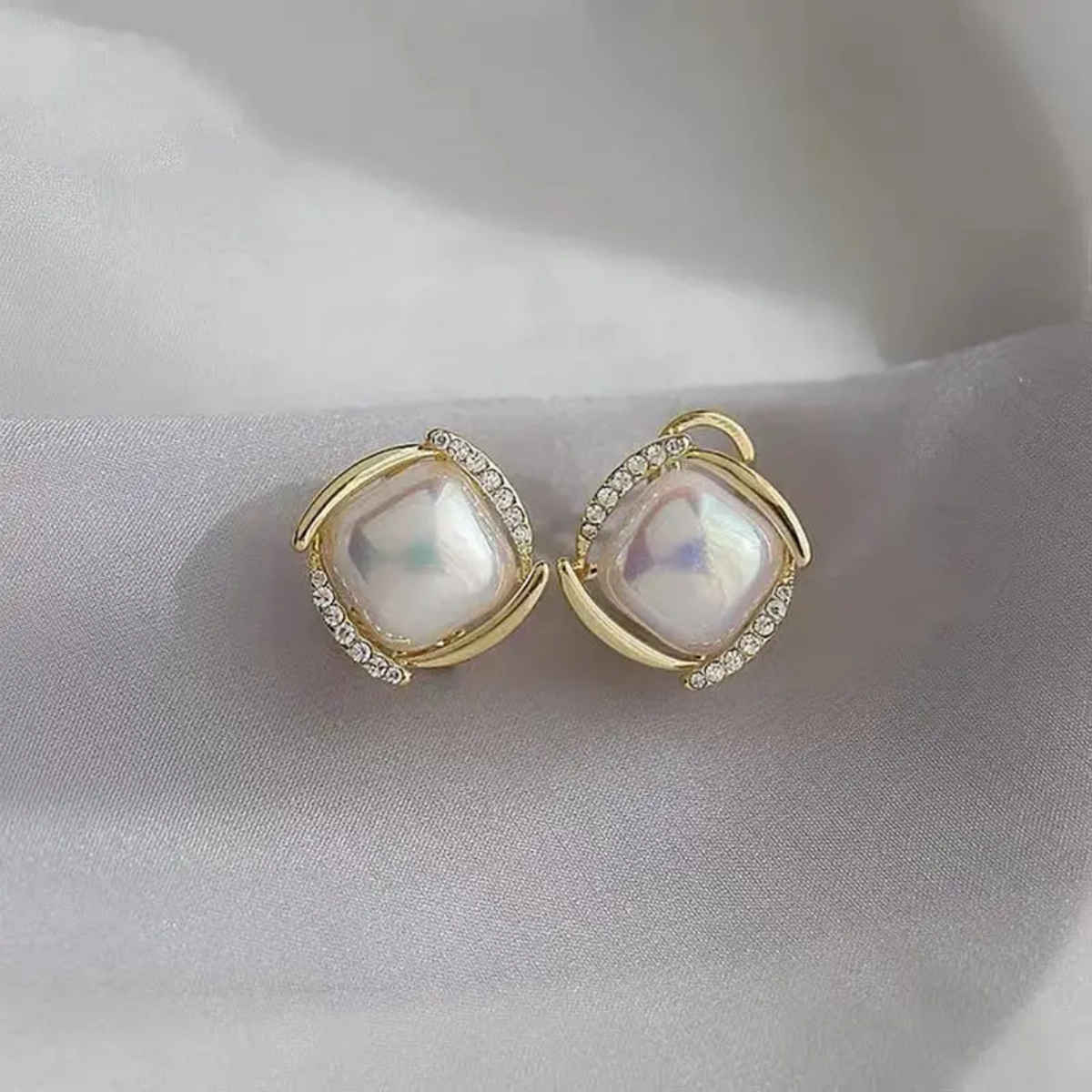 Estailo Fashion Women's Jewellery Earrings Gold | One Size