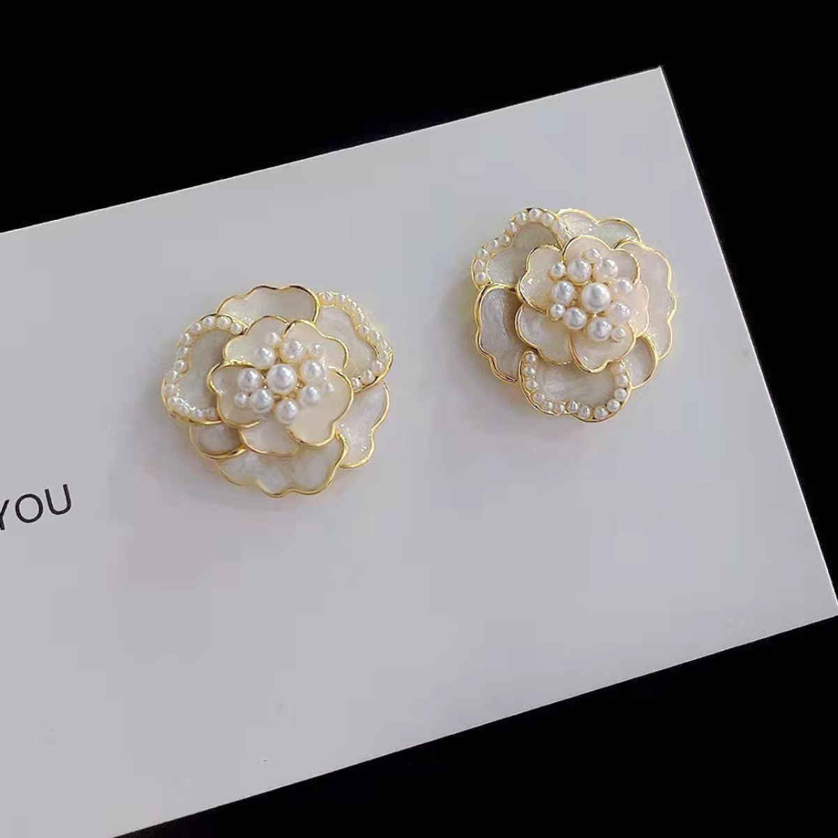 Beautynx Pearl Bloom Statement Studs | Gold | BNX-EAR-0018