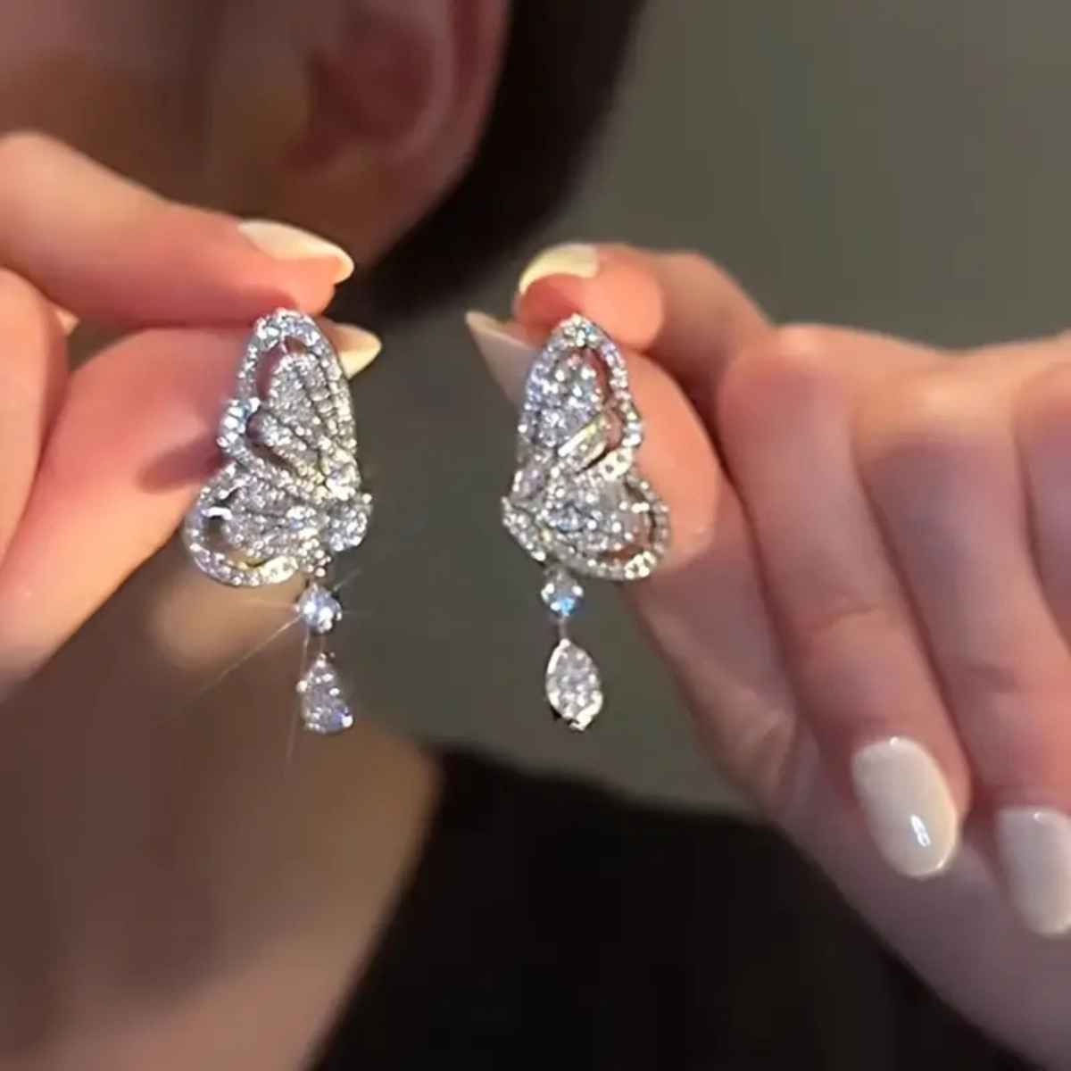 Beautynx Crystal Butterfly Glam Earrings | BNX-EAR-0027 - Silver