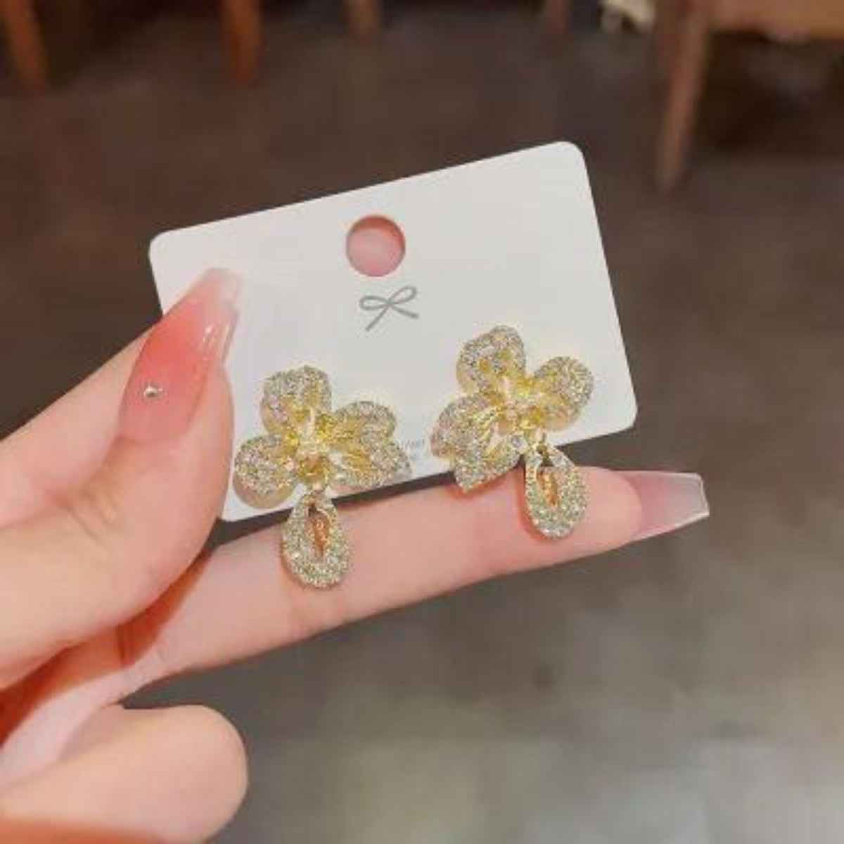 Estailo Fashion Cut The Crap Flower Earrings | E0001097 | Gold