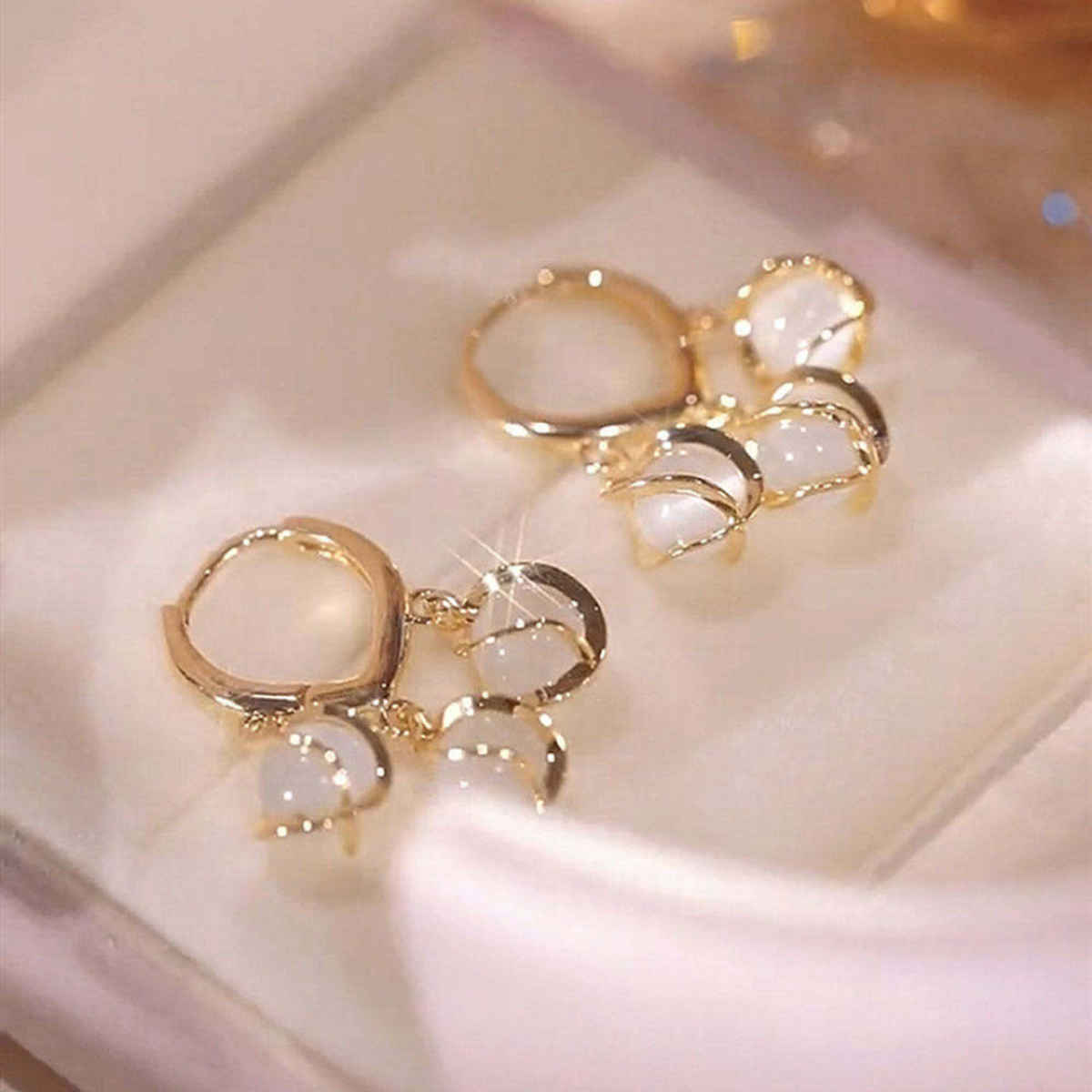 Beautynx Moonlit Charm Dangle Earrings | Gold | BNX-EAR-0025