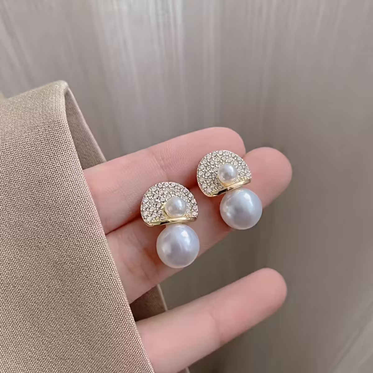 BeautyNX Oceanic Radiance Drops Earrings | Gold | BNX-EAR-0010