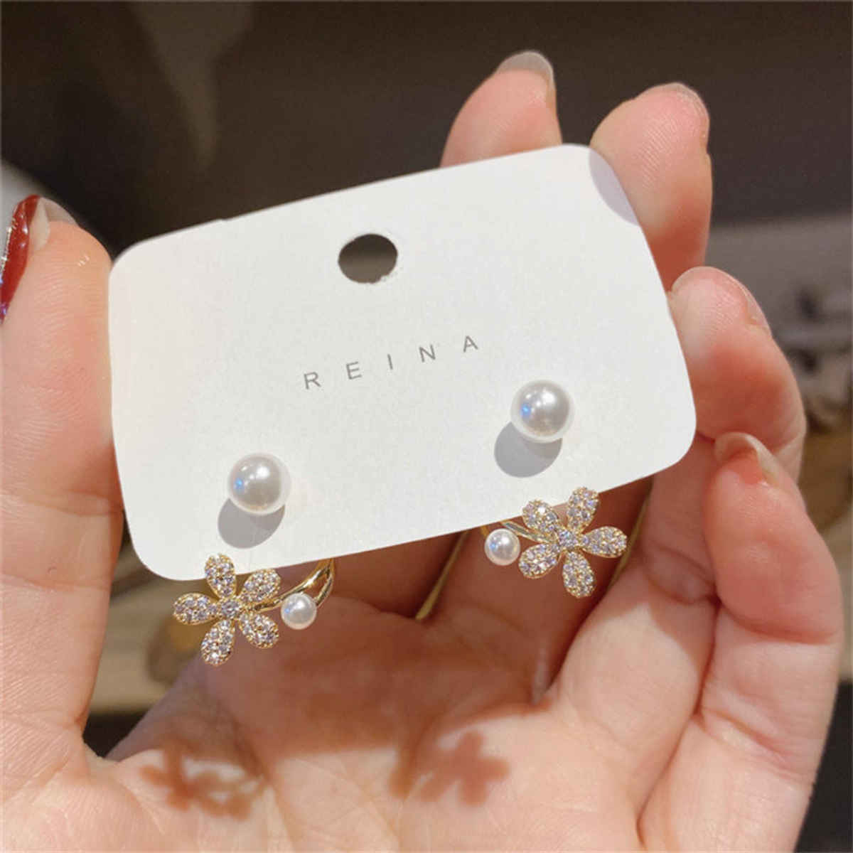 Beautynx Crystal Cluster Stud Earrings | Purple | BNX-EAR-0003