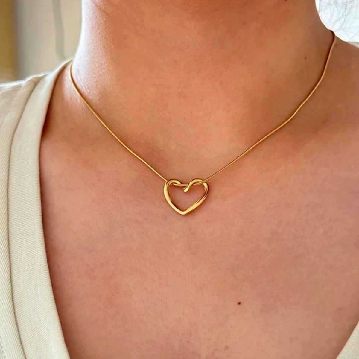 Estailo Fashion Blind Date heart Necklace | N0000191 | Gold