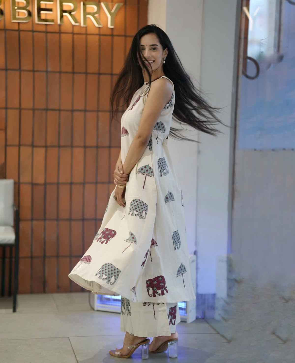 GoSriKi Women's Viscose Rayon Anarkali Printed Kurta with Palazzo | SURAI | White - S